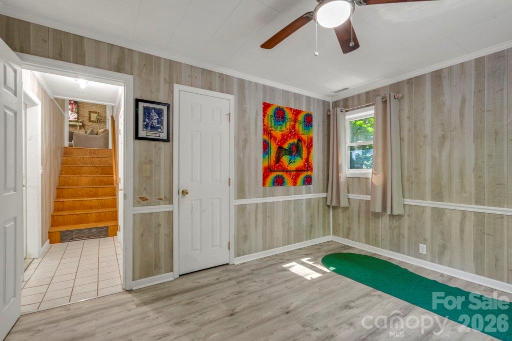 1199 Deer Park Lake Road