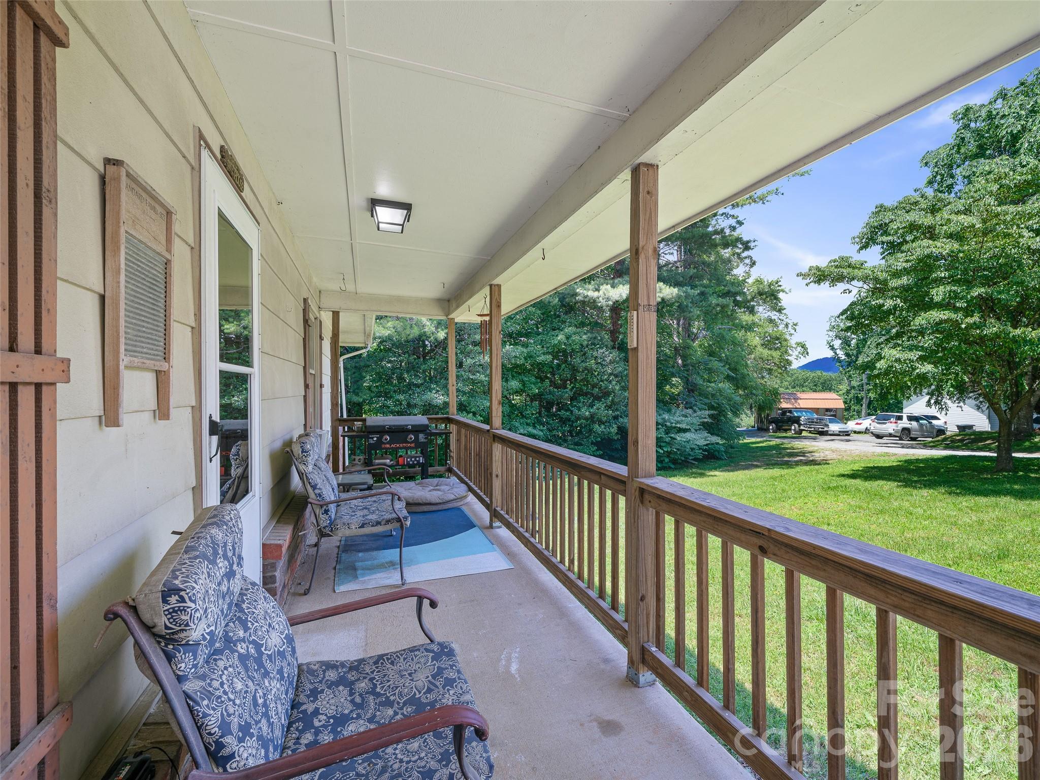 115 Hollifield Street