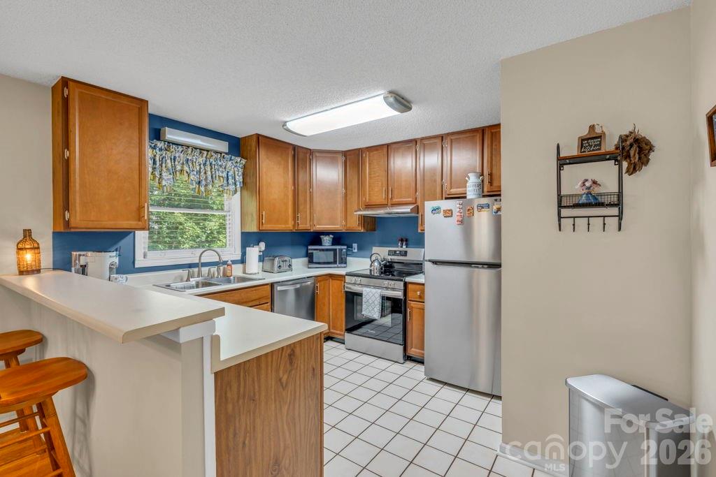 655 Overlook Drive