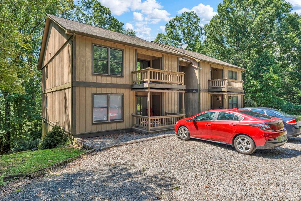 655 Overlook Drive