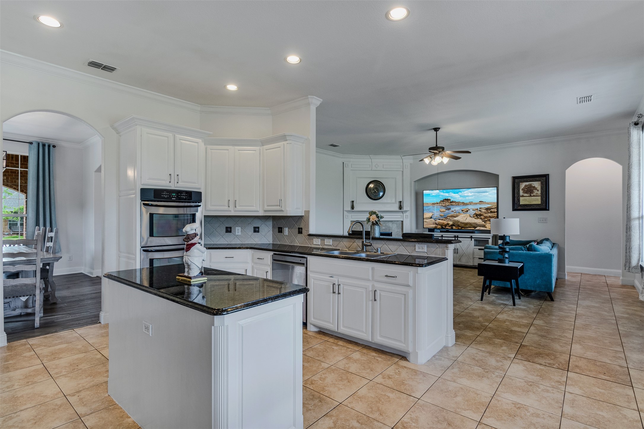 1042 Oak Creek Circle