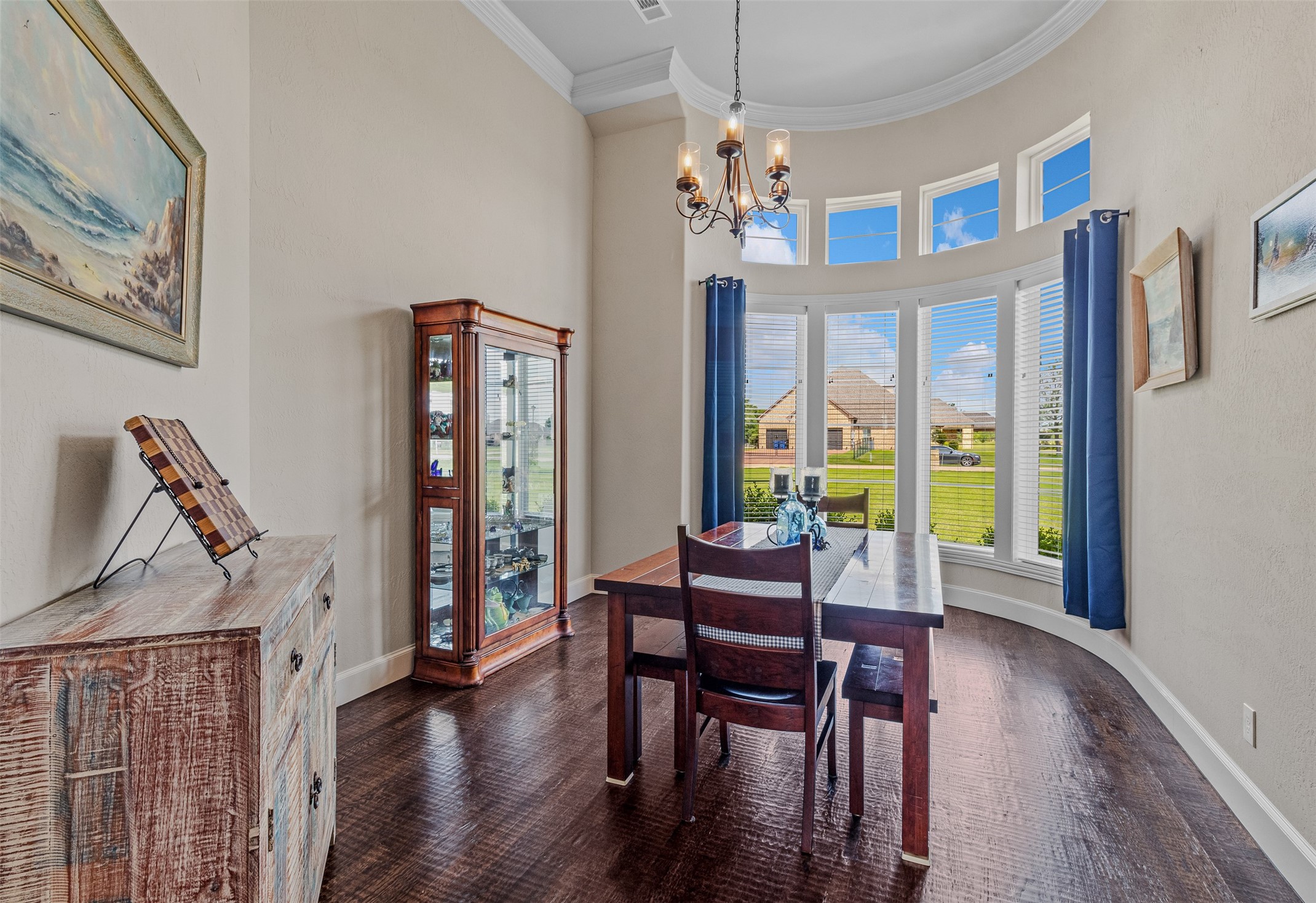 541 Creek Crossing Lane