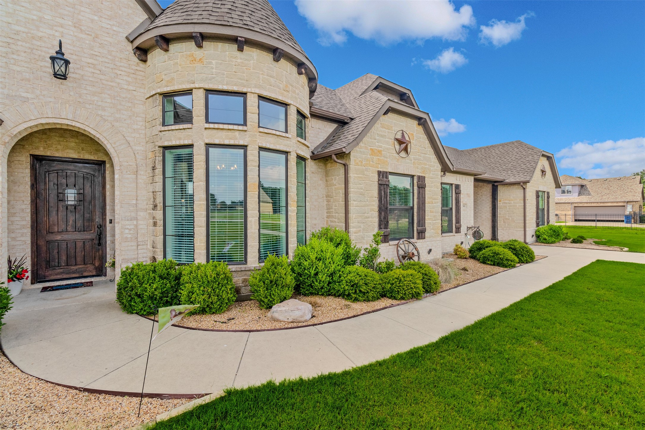 541 Creek Crossing Lane