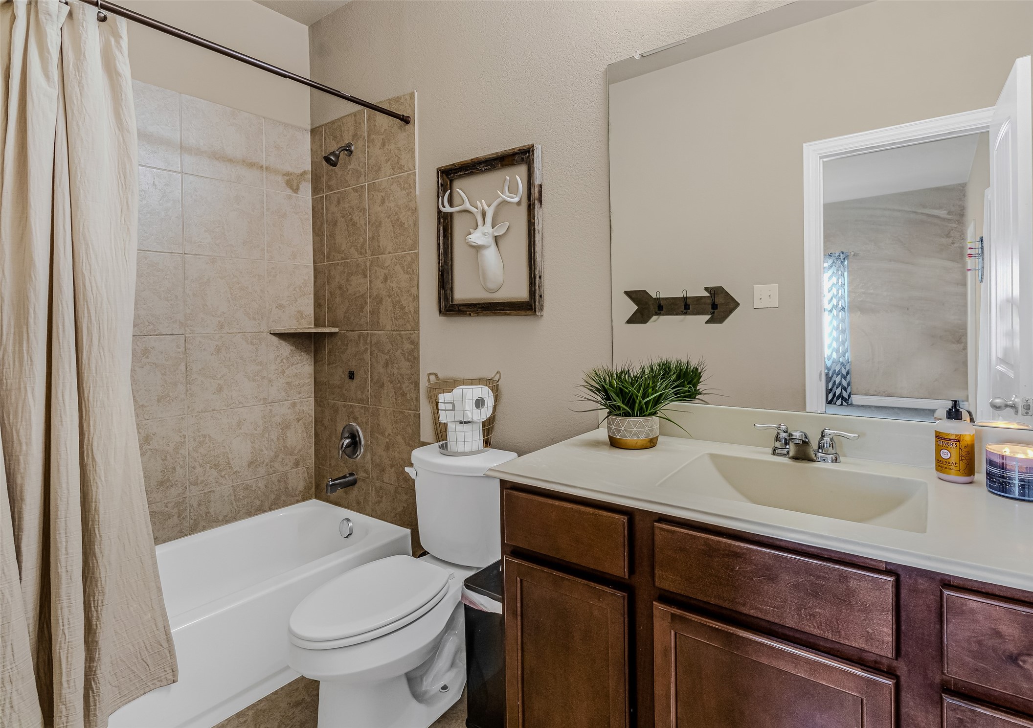 152 Pleasant Hill Lane