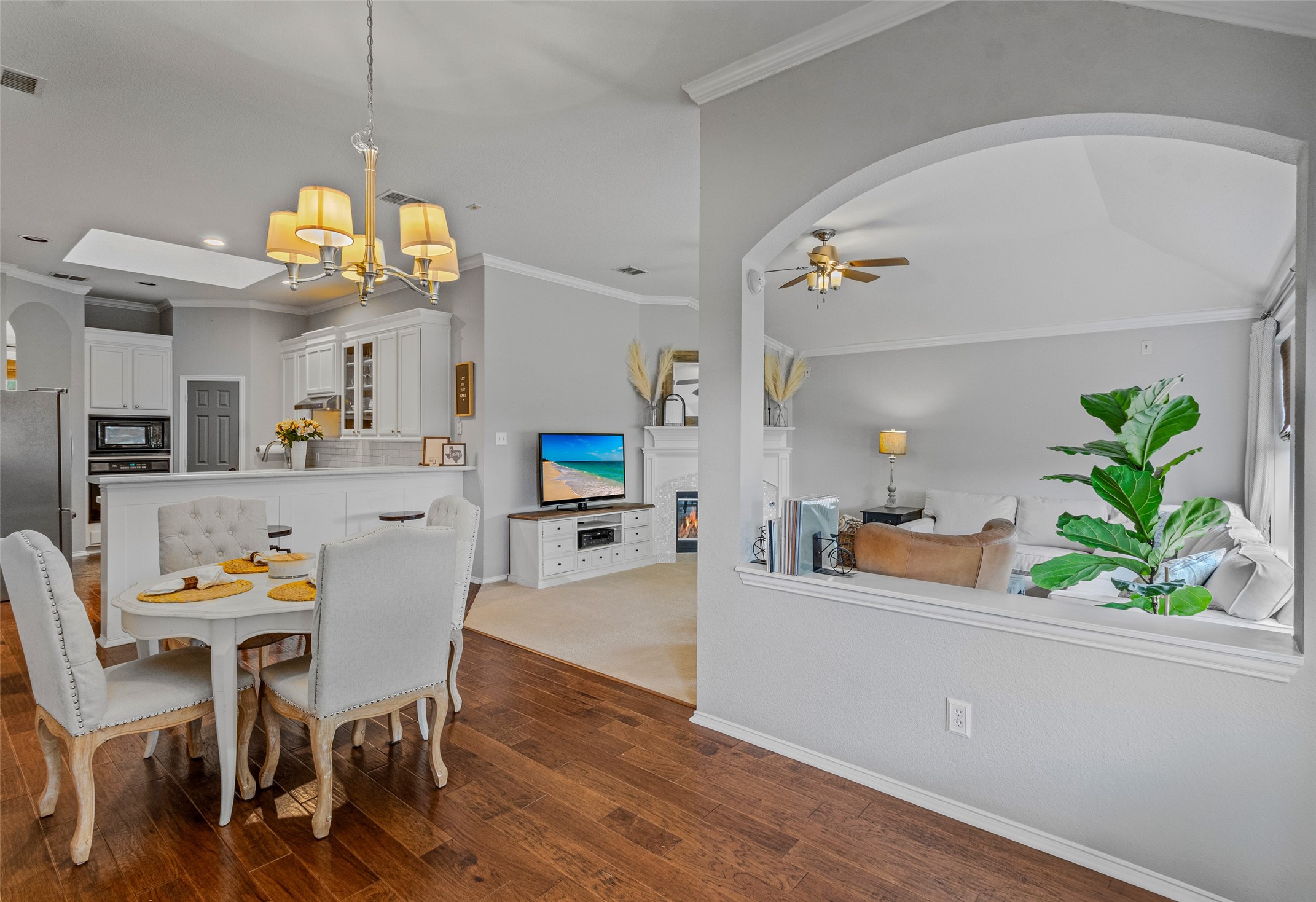 1513 Richfield Court