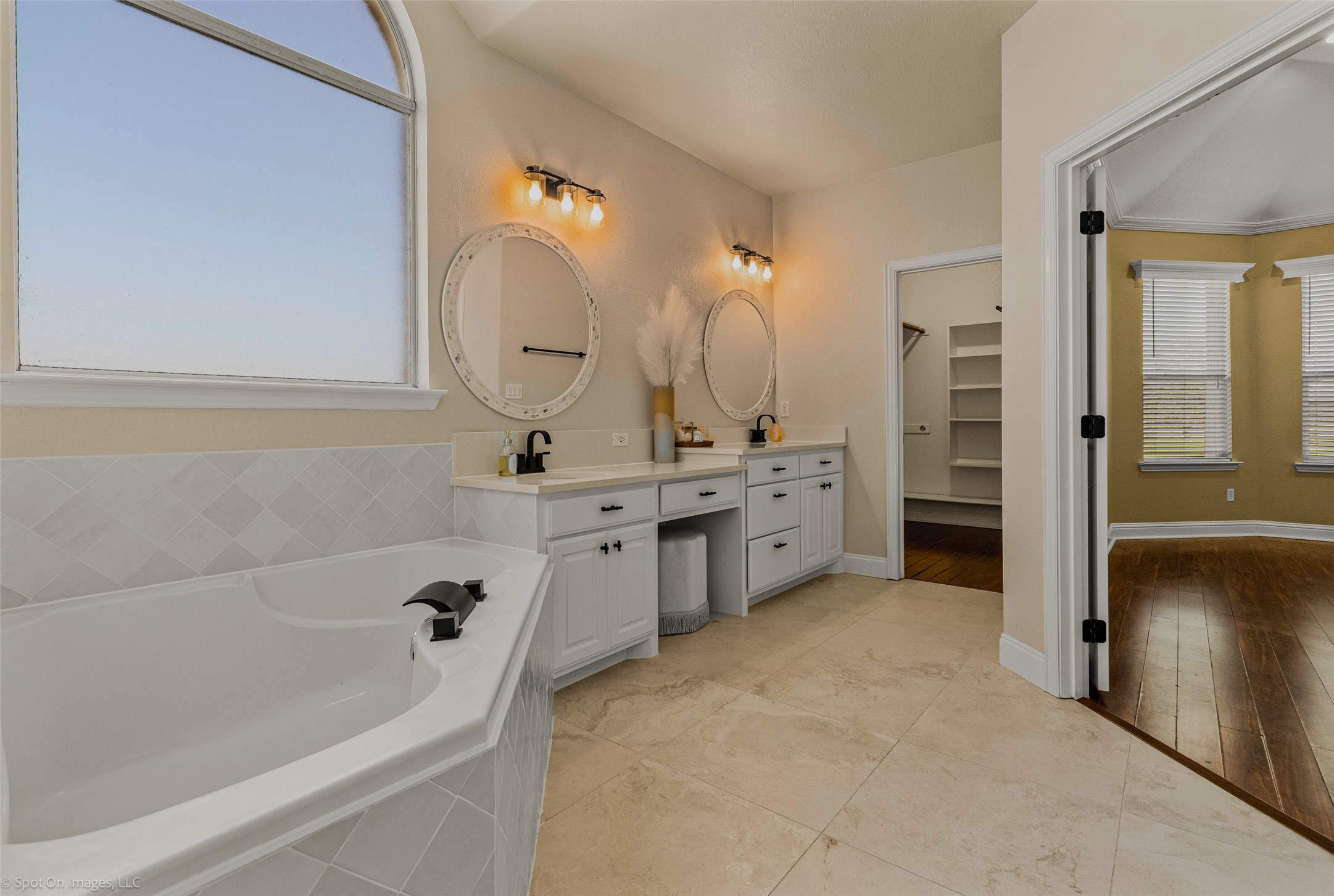 477 Horseshoe Bend