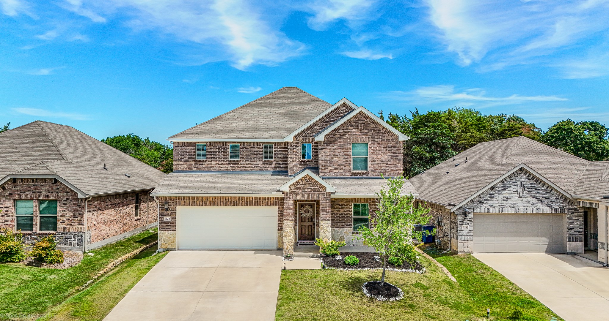 223 Luna Lane