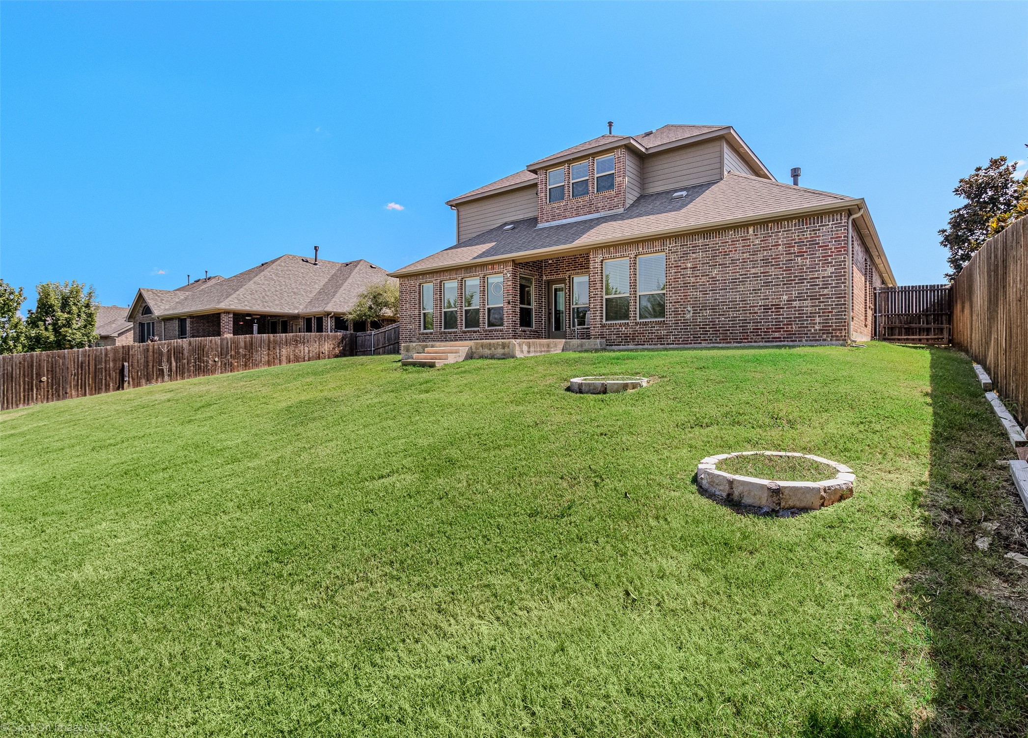 3909 Whitman Drive