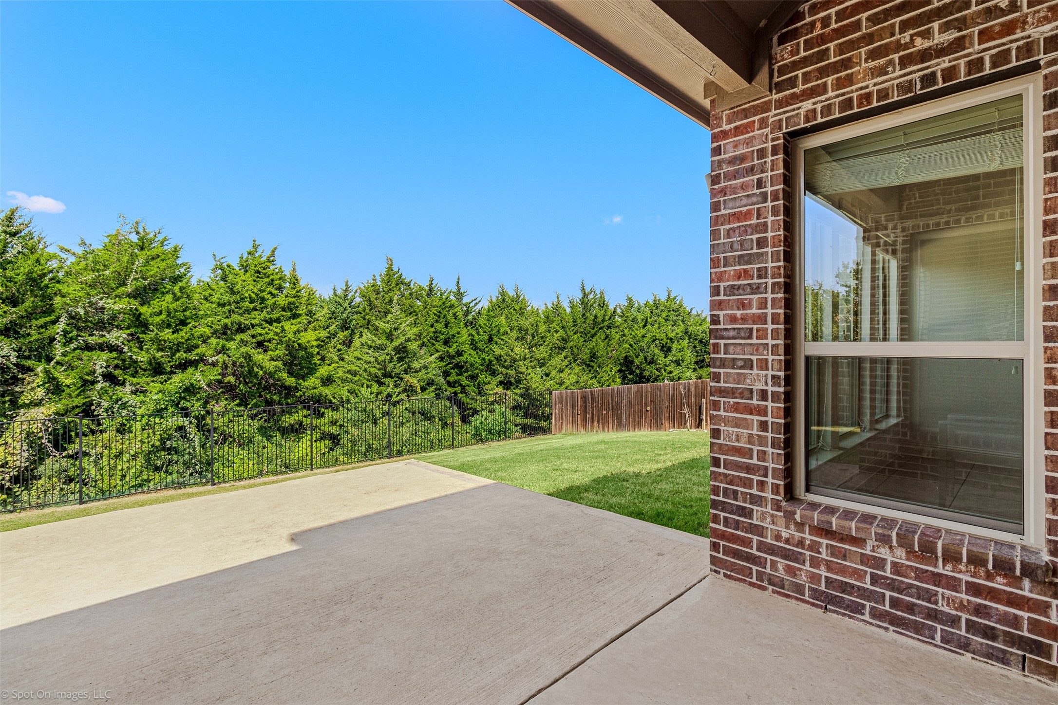 3909 Whitman Drive