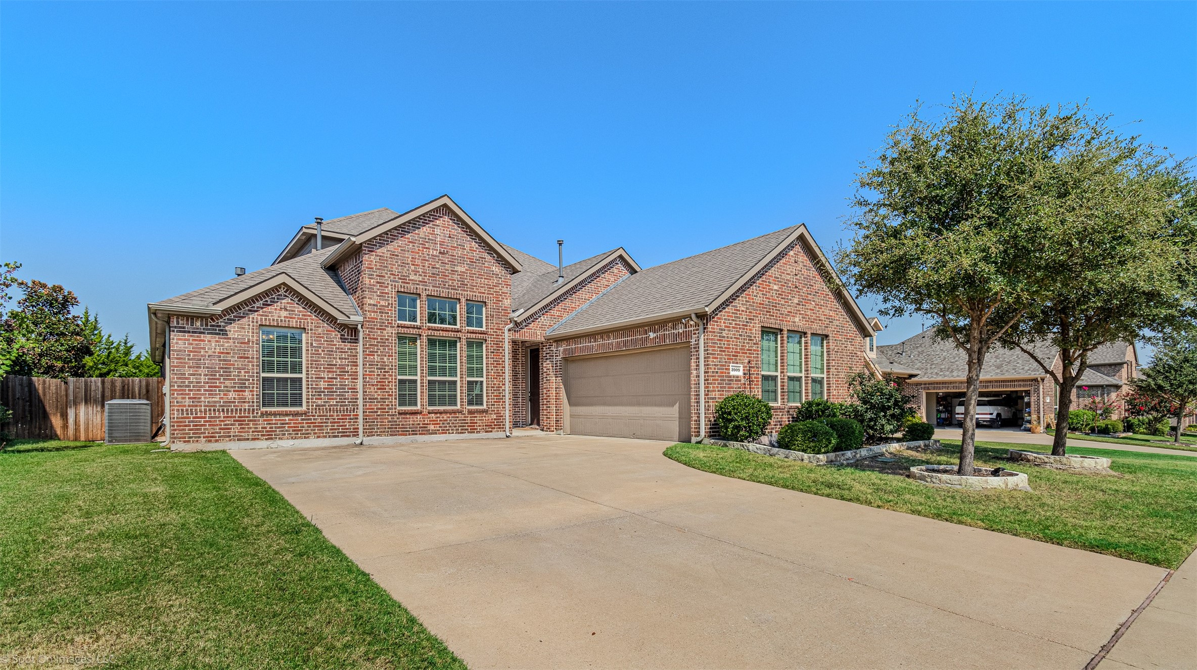 3909 Whitman Drive