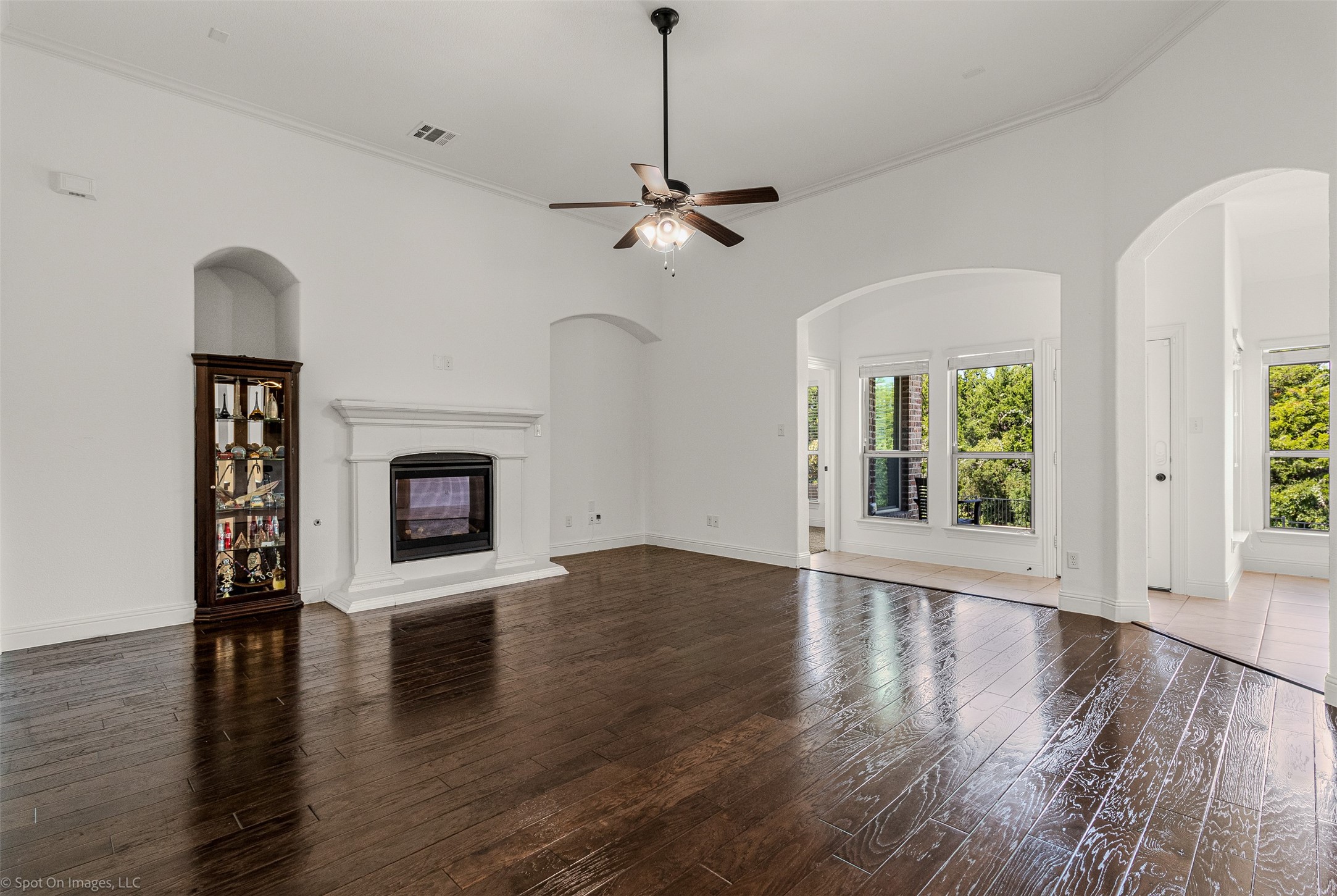 3909 Whitman Drive