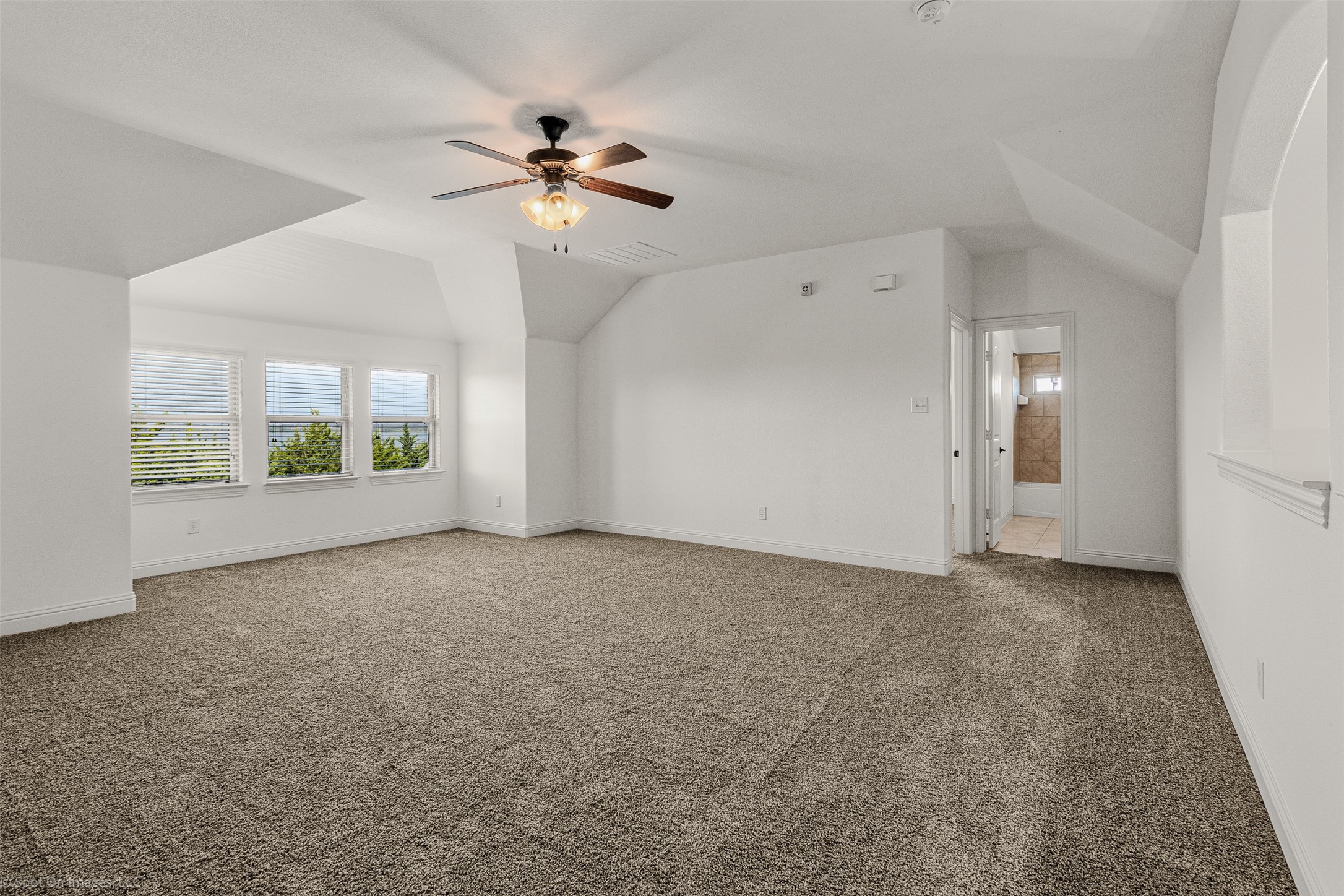 3909 Whitman Drive