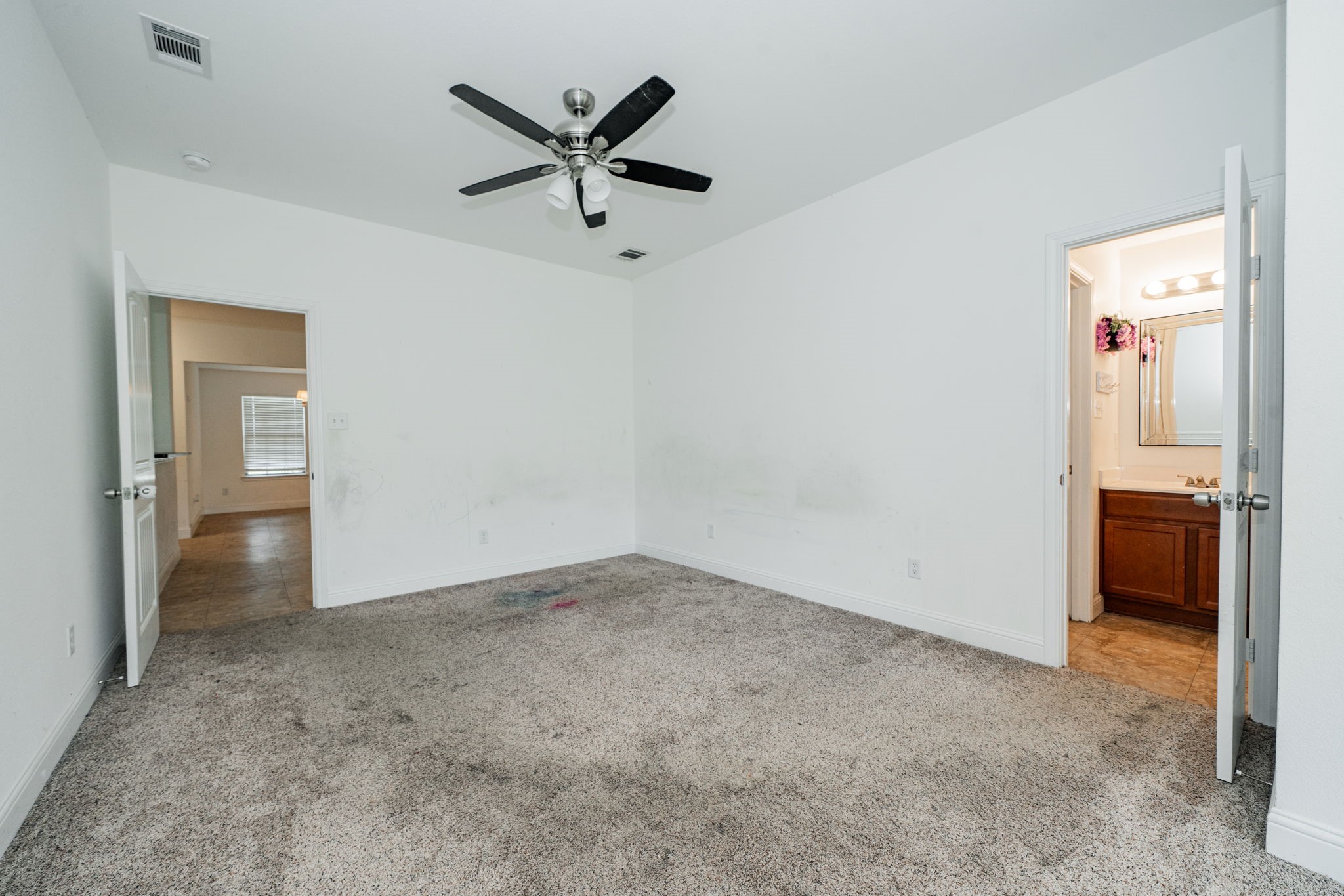 16028 County Road 355