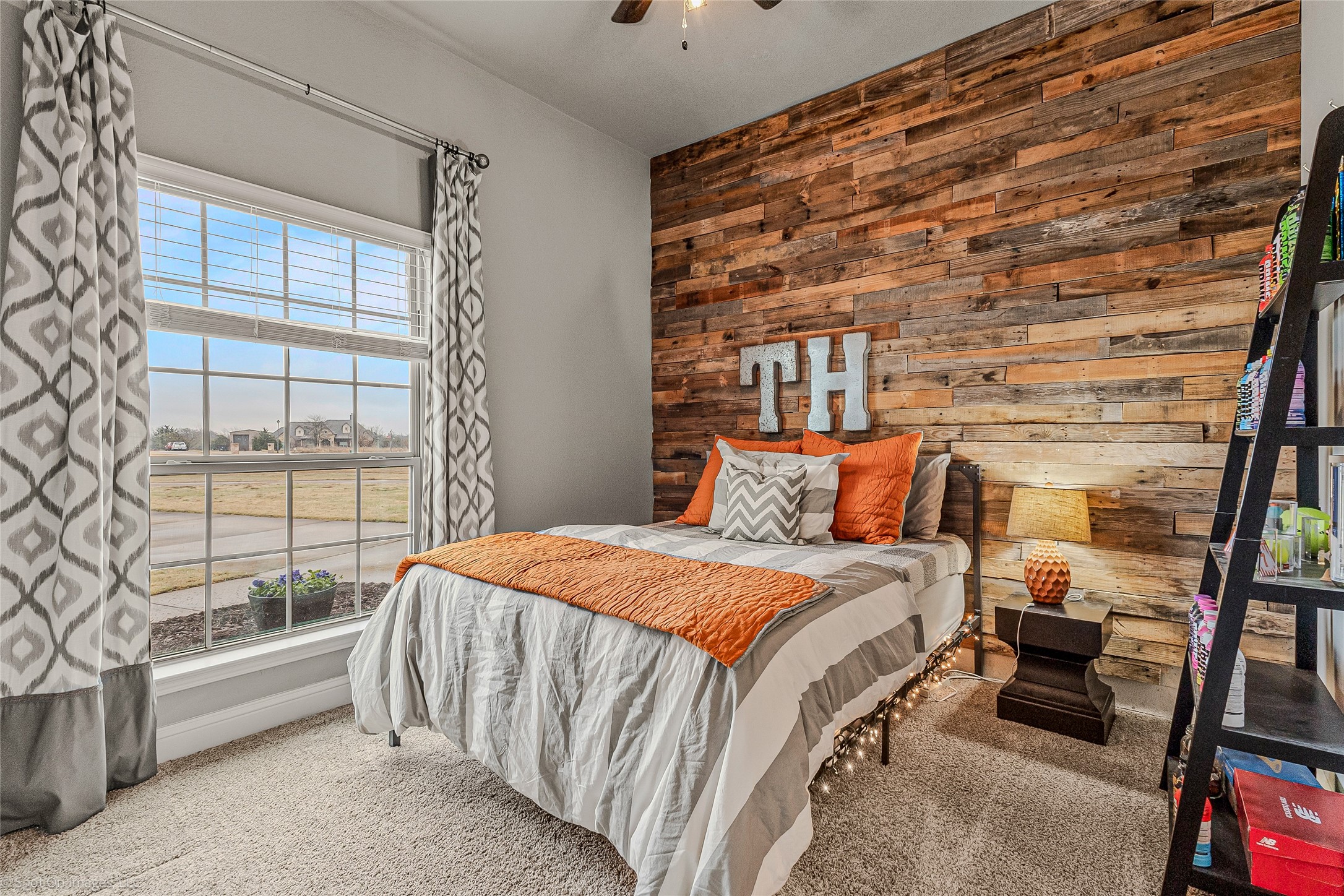 232 Branding Iron Court