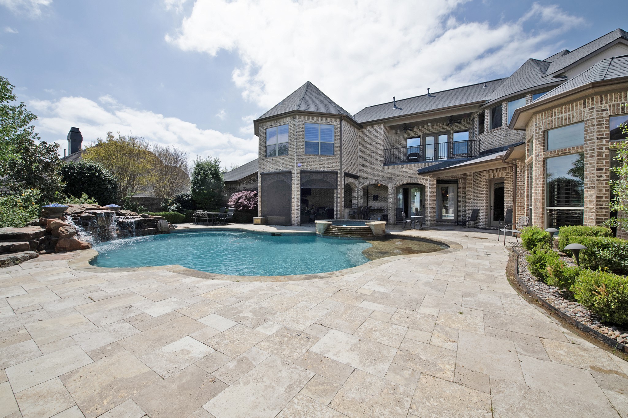 100 Manor Drive
