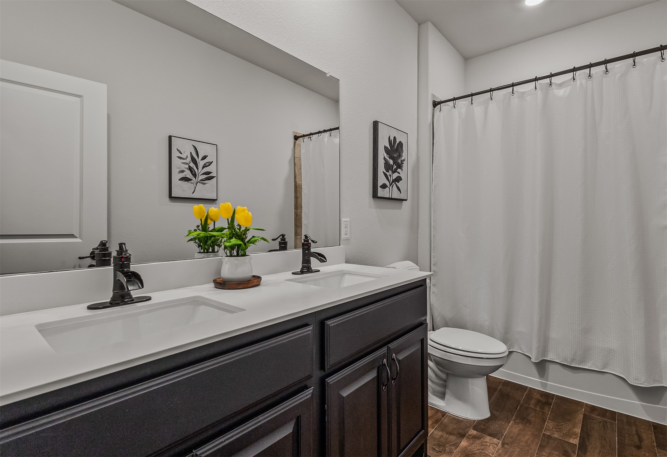 1043 Sublime Drive