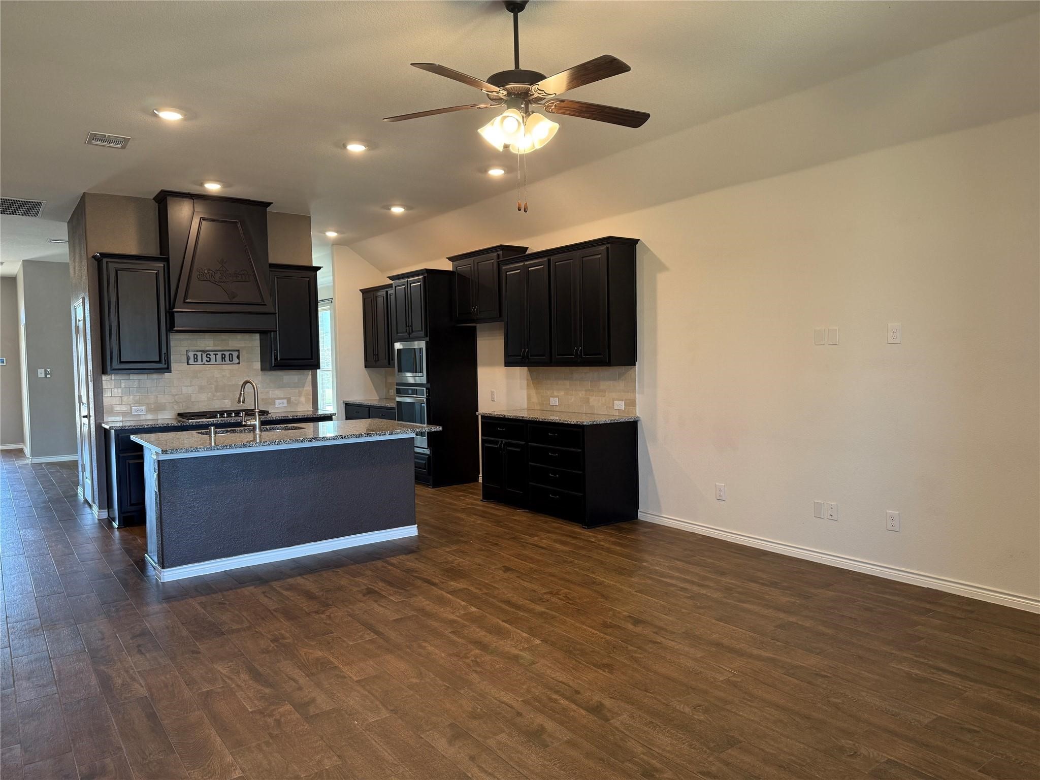 1043 Sublime Drive