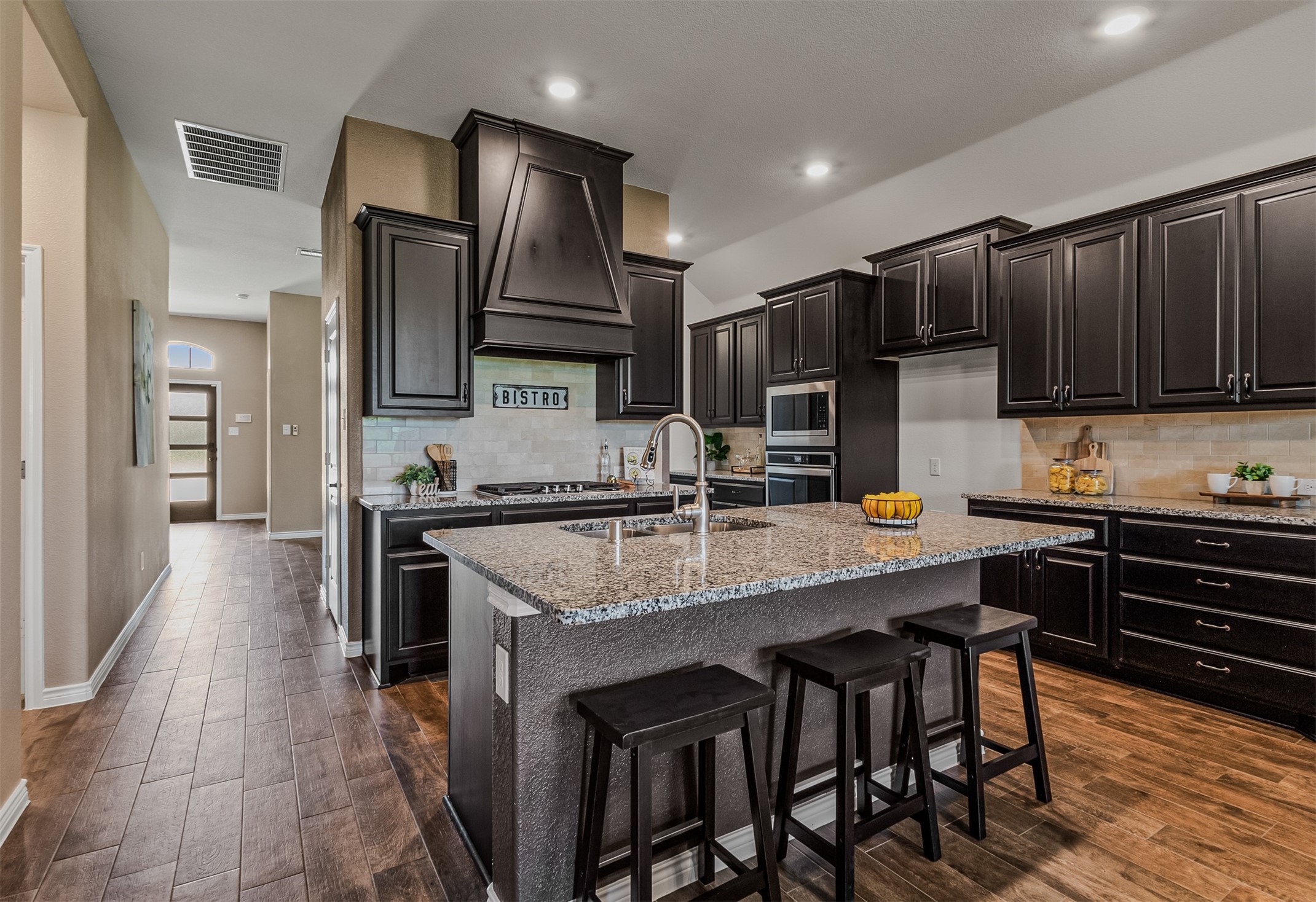 1043 Sublime Drive