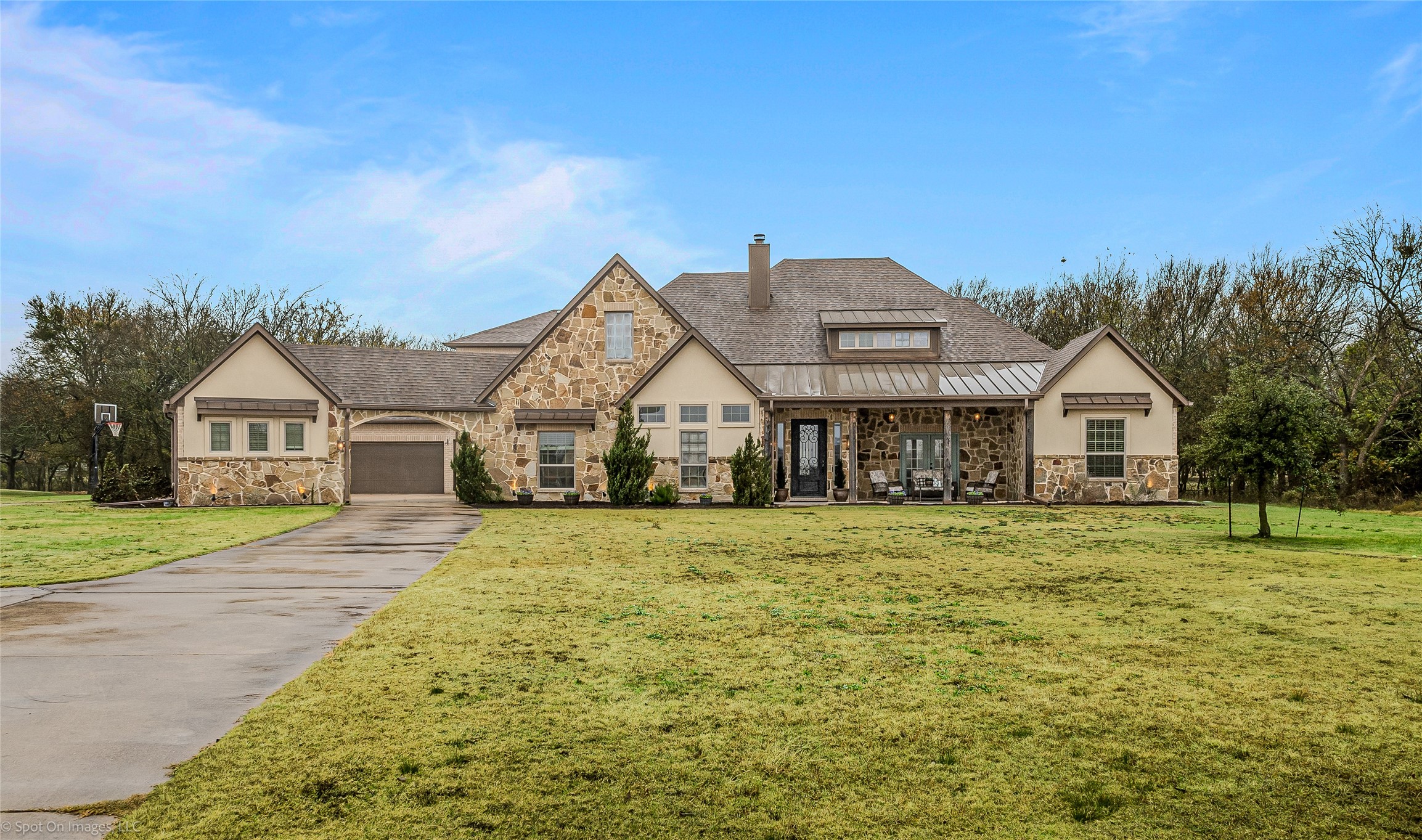 232 Branding Iron Court