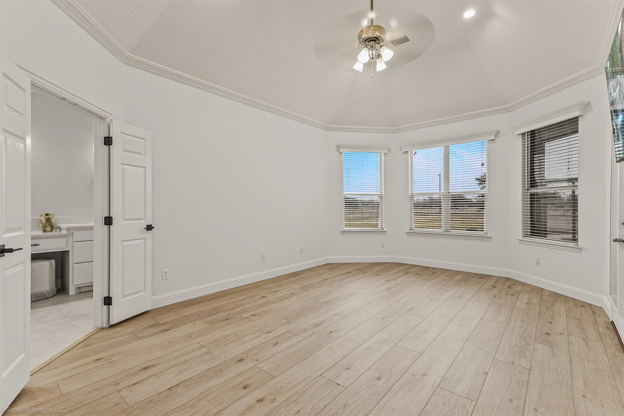 477 Horseshoe Bend