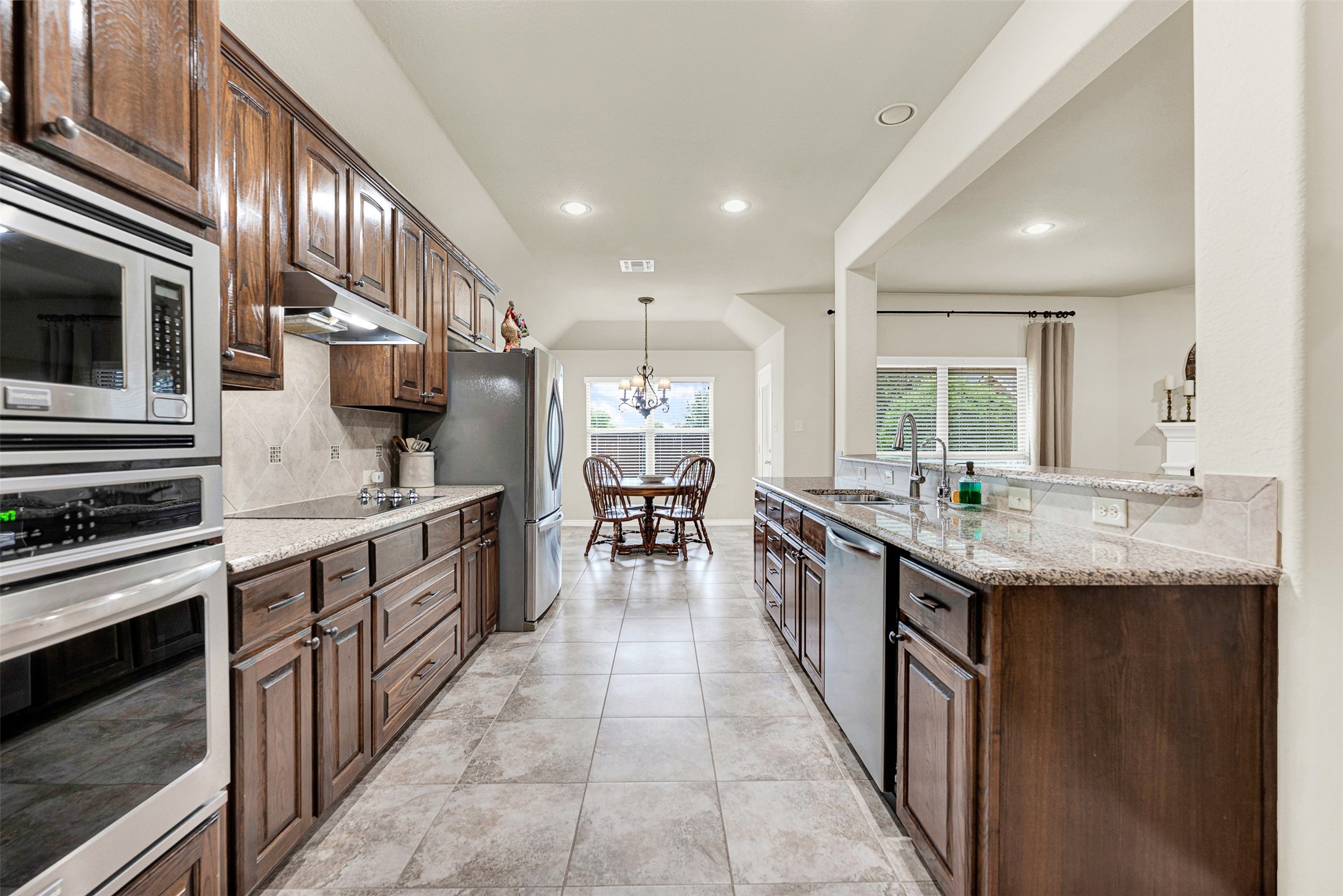1401 Silver Lake Drive