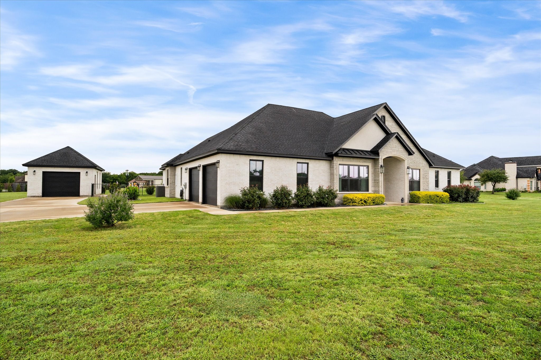 680 Horseshoe Bend