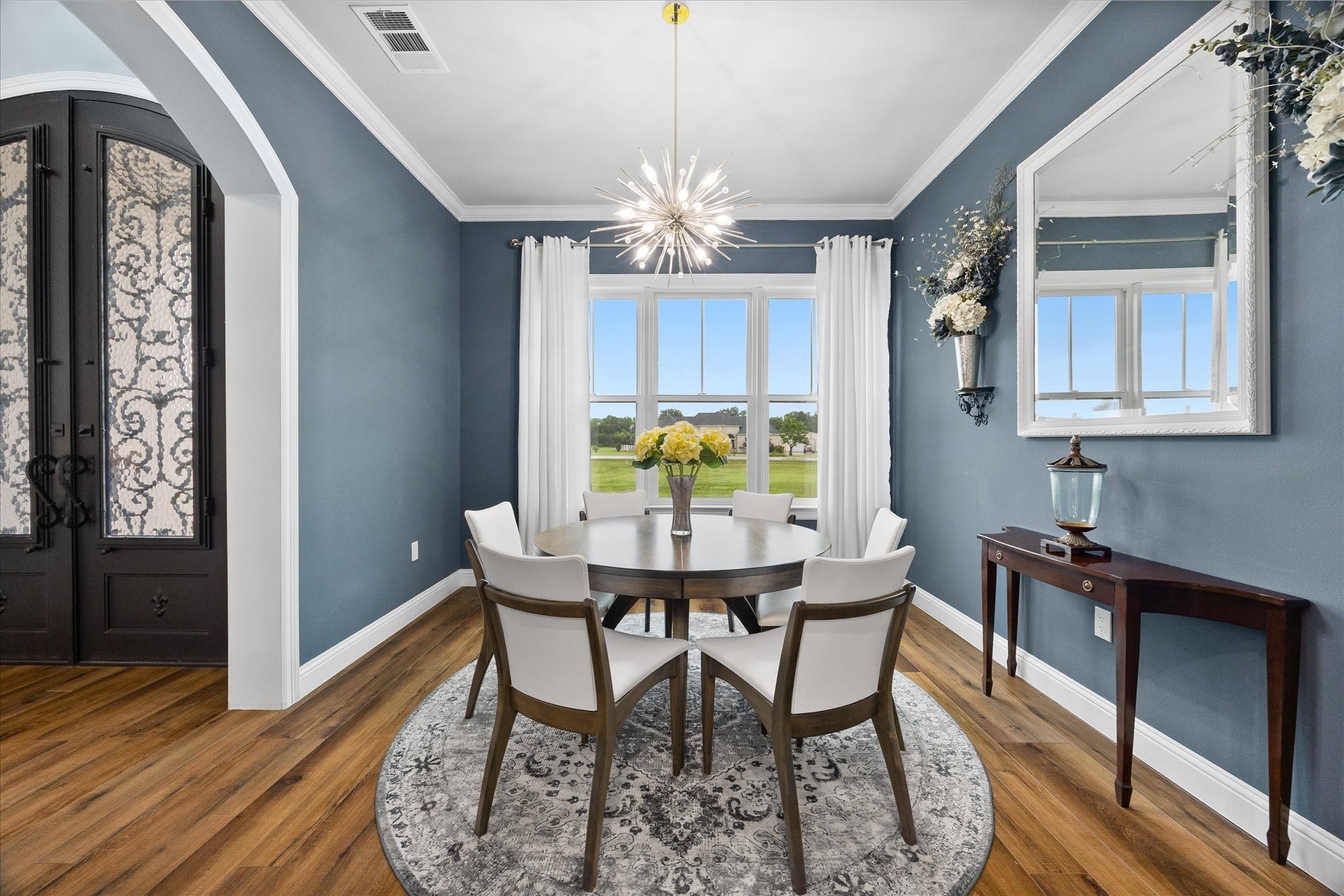 680 Horseshoe Bend