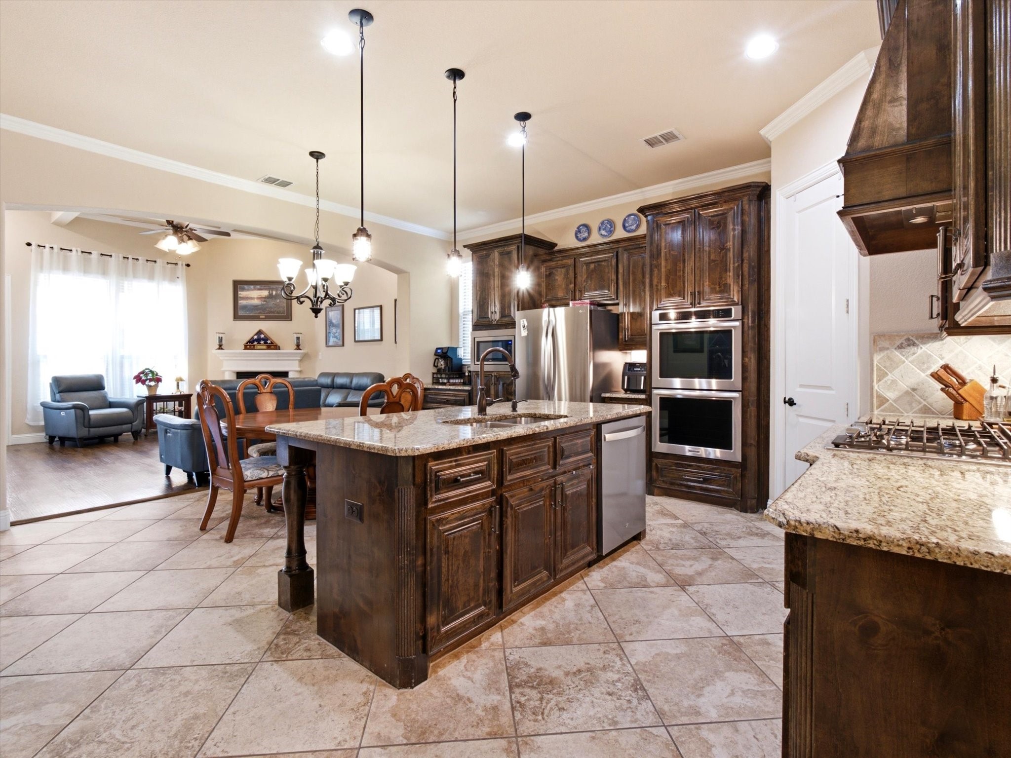 1013 Pleasant View Drive