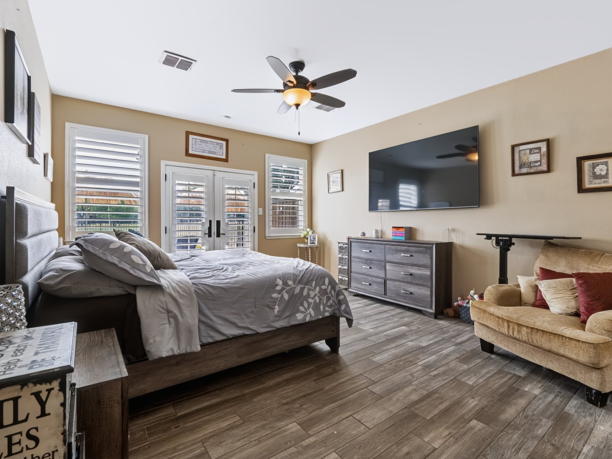10518 Woodlands Trail