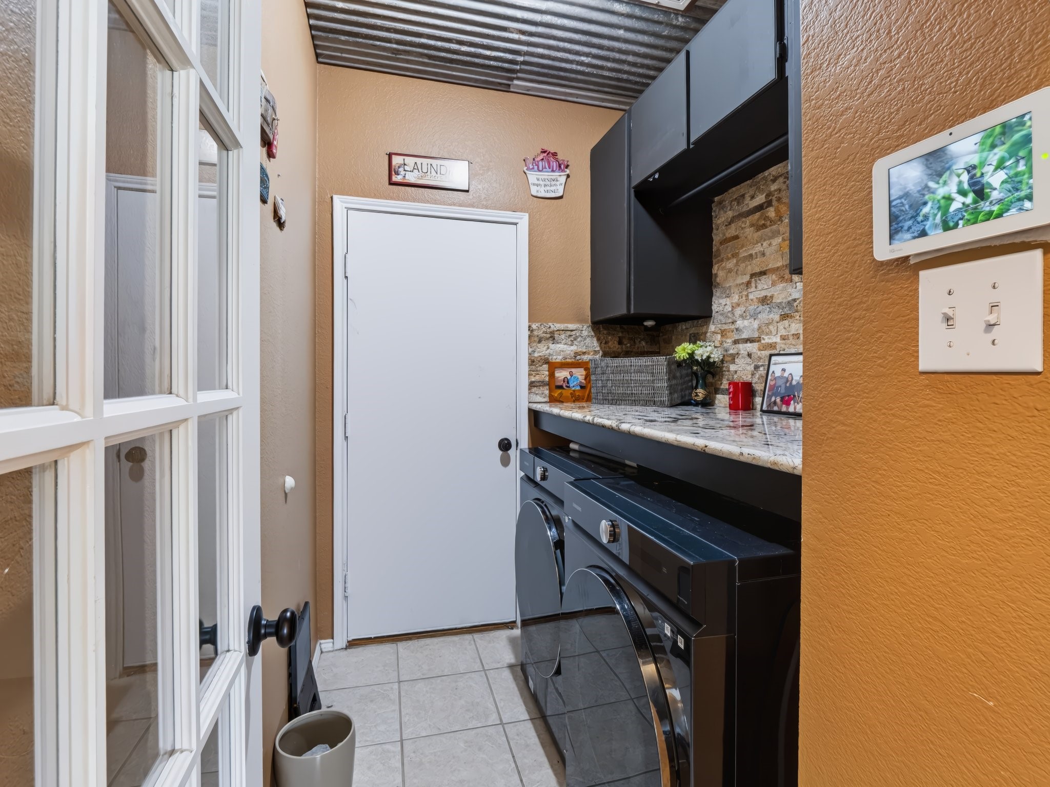 10518 Woodlands Trail