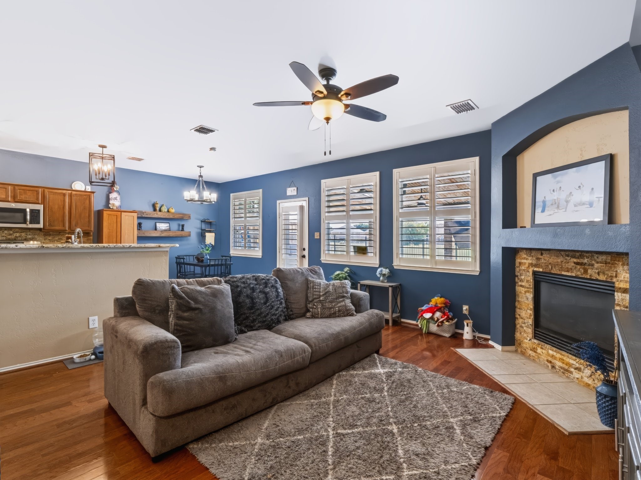 10518 Woodlands Trail
