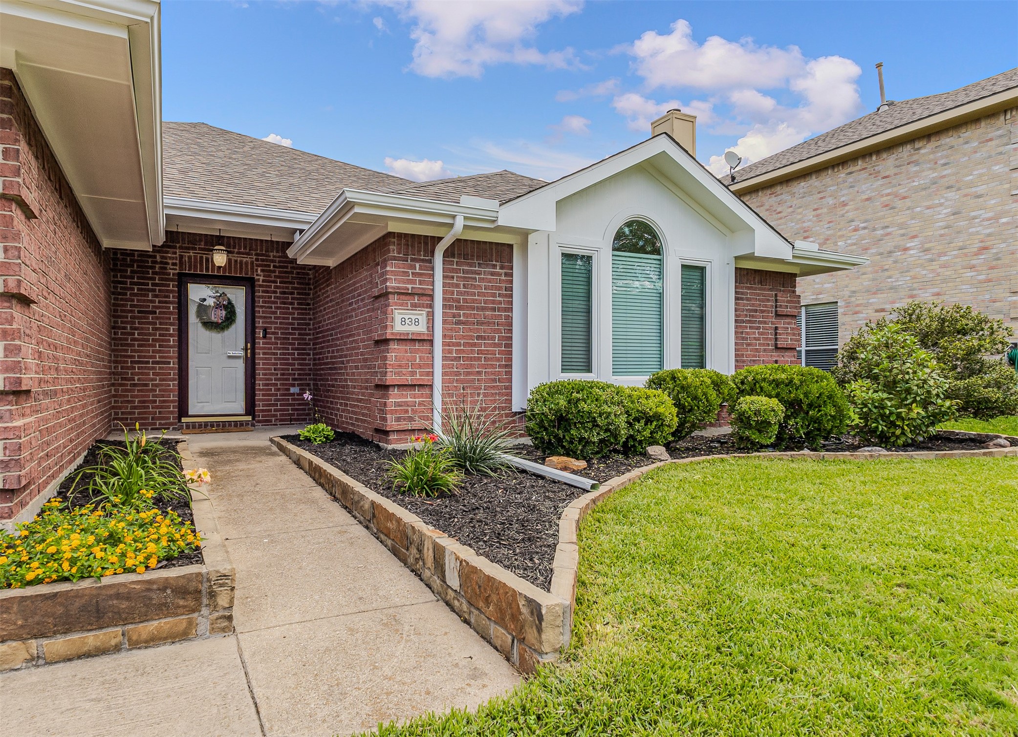 838 Oak Hollow Lane