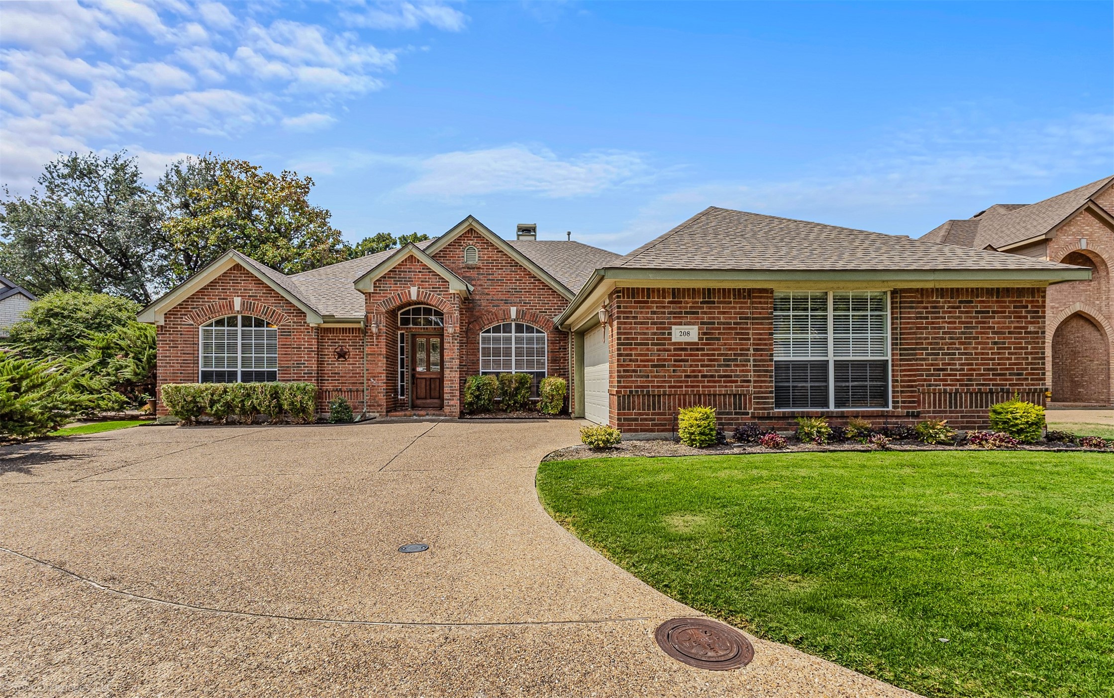 208 Lionhart Place