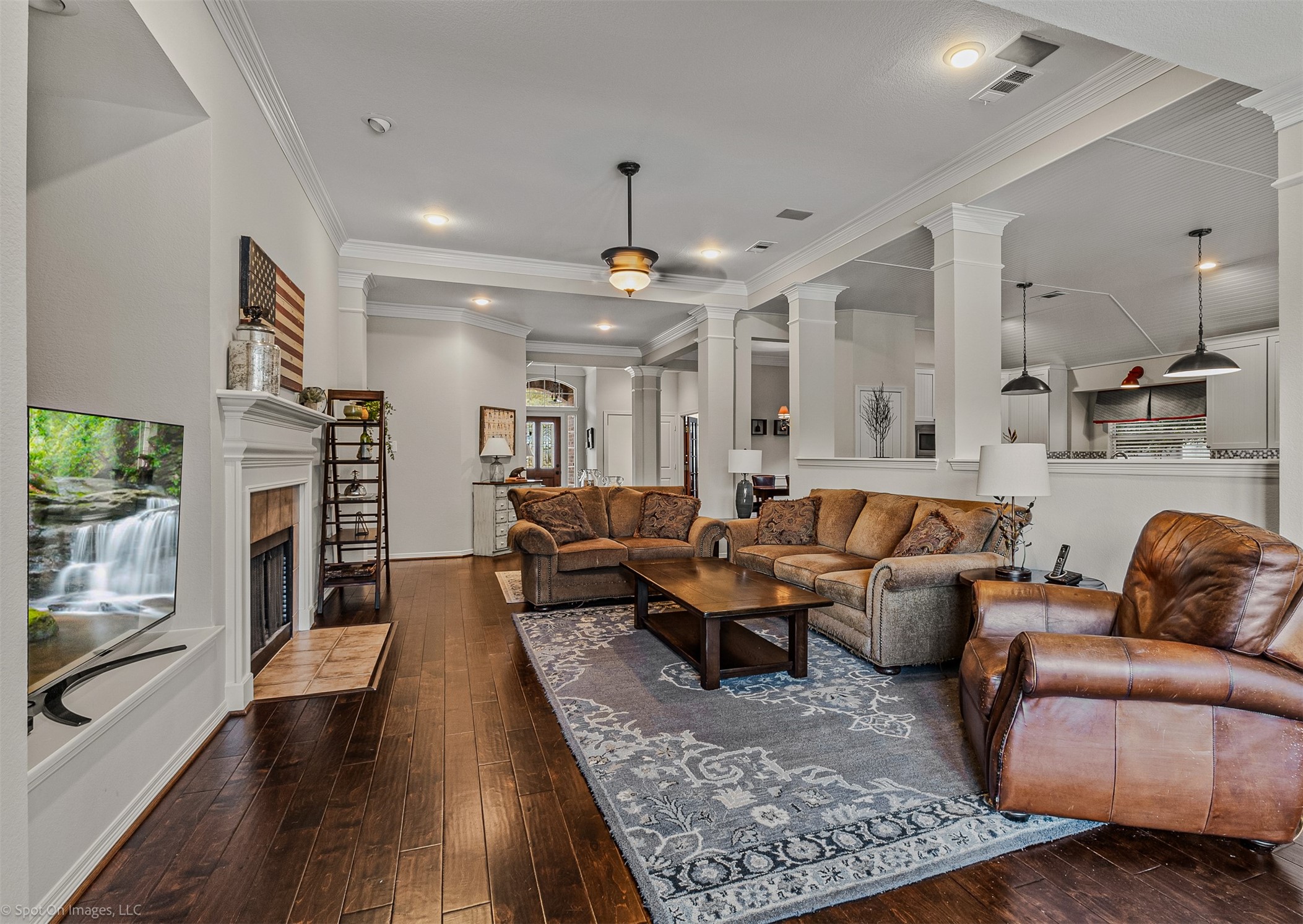 208 Lionhart Place