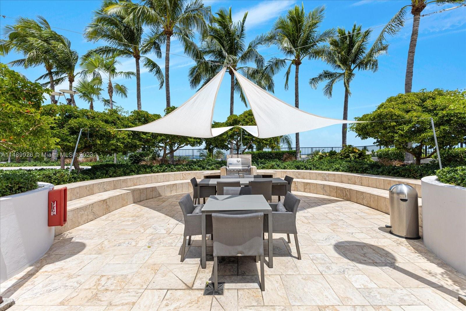 1000 Venetian Way Unit: 1008