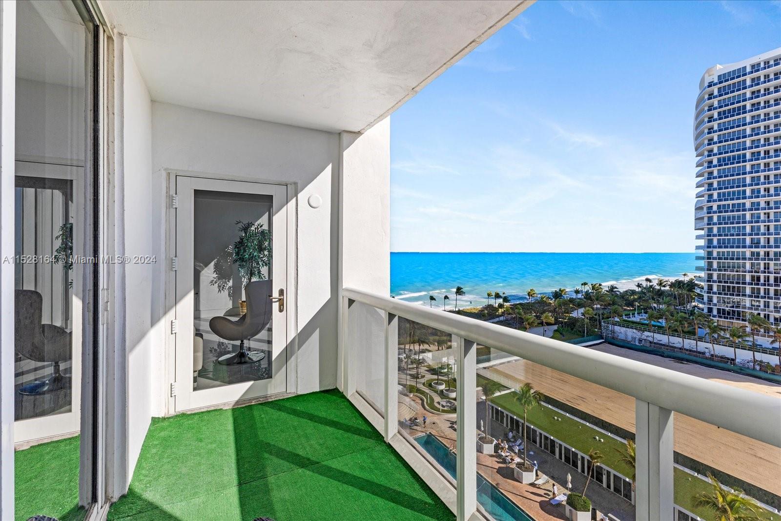 10275 Collins Ave Unit: 916