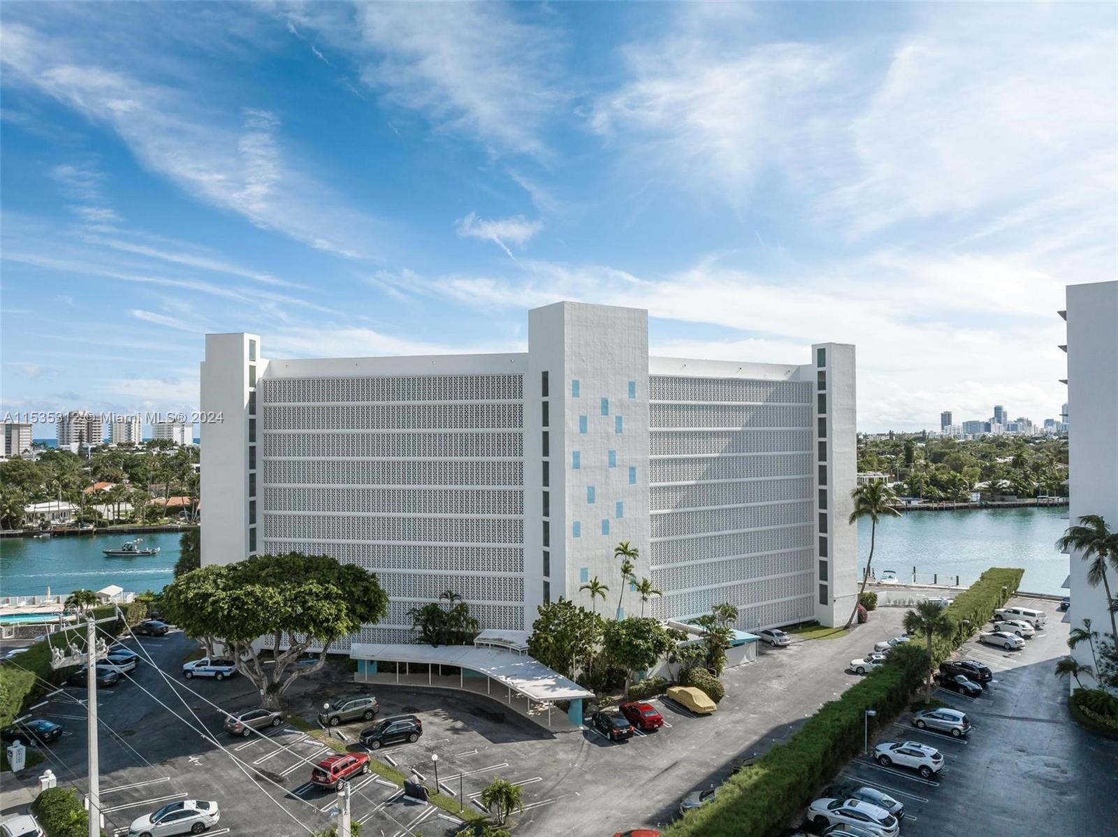 9101 E Bay Harbor Dr # 203