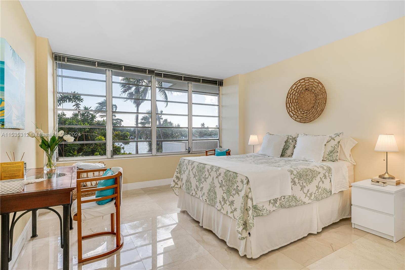 9101 E Bay Harbor Dr # 203