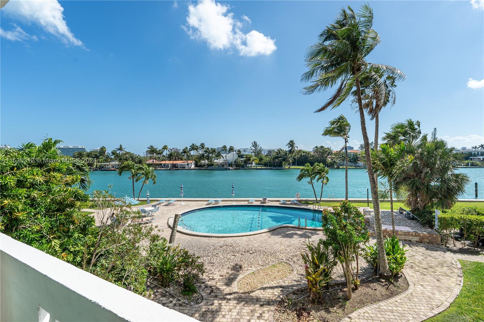9101 E Bay Harbor Dr # 203