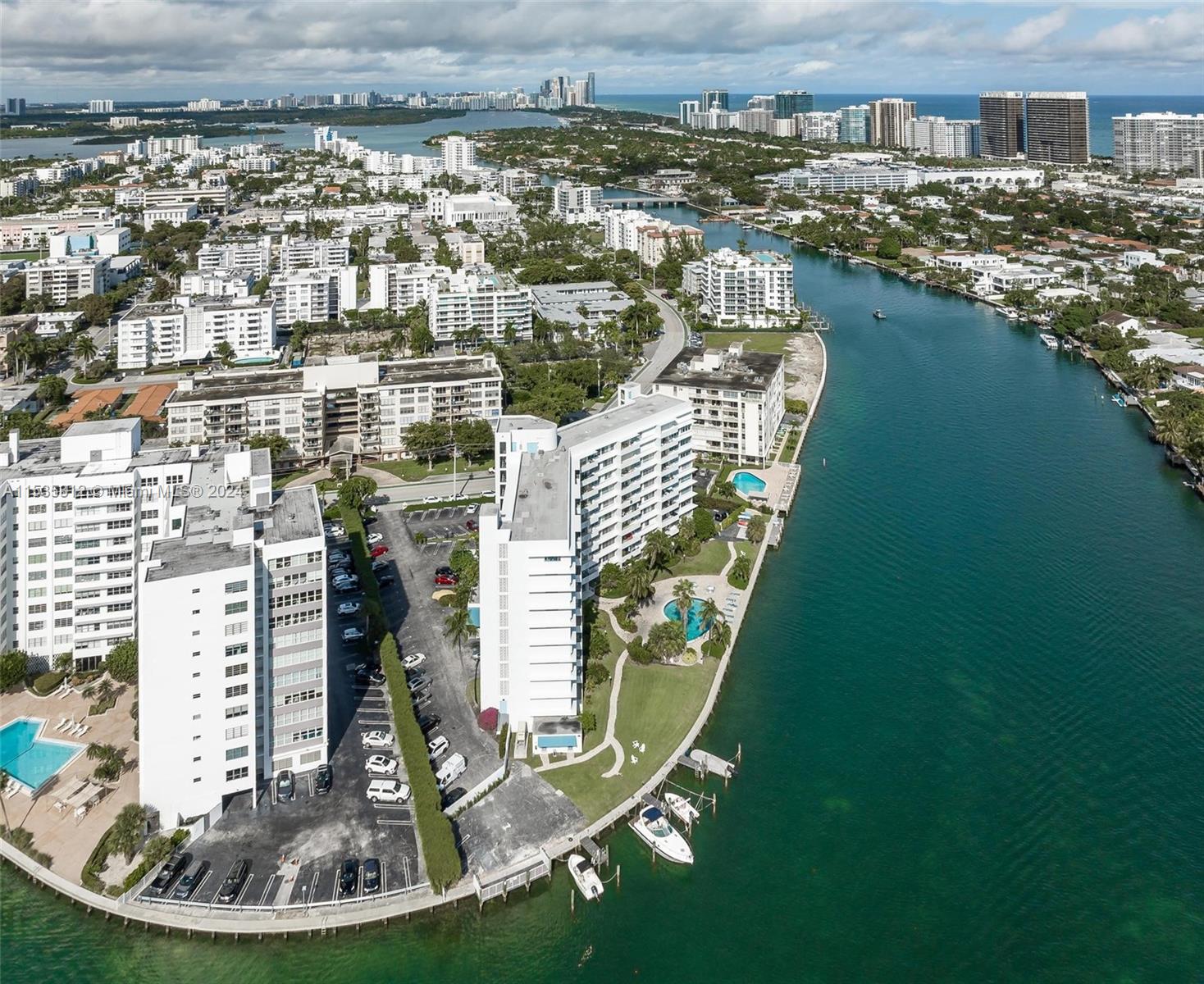 9101 E Bay Harbor Dr # 203
