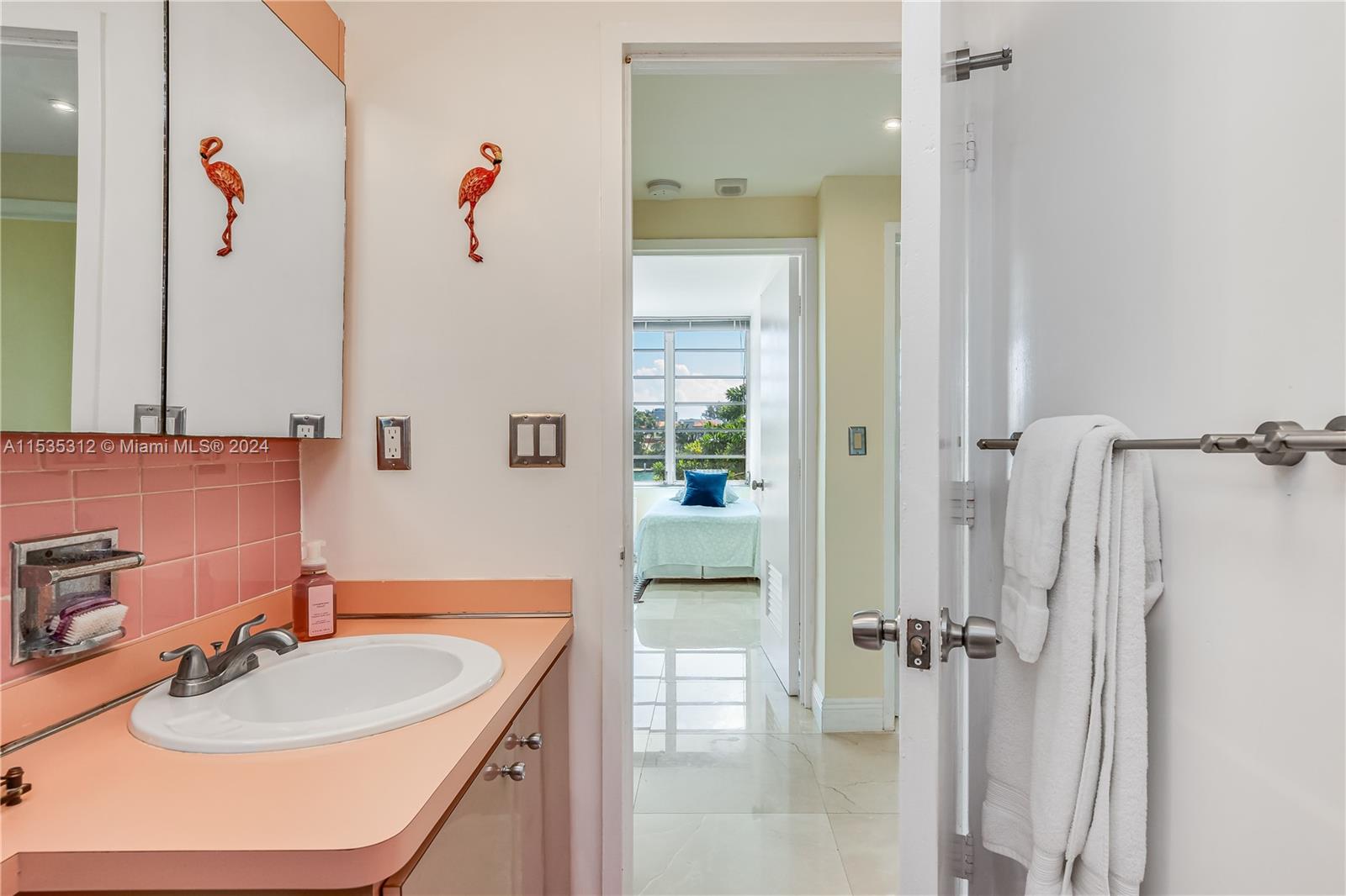 9101 E Bay Harbor Dr # 203