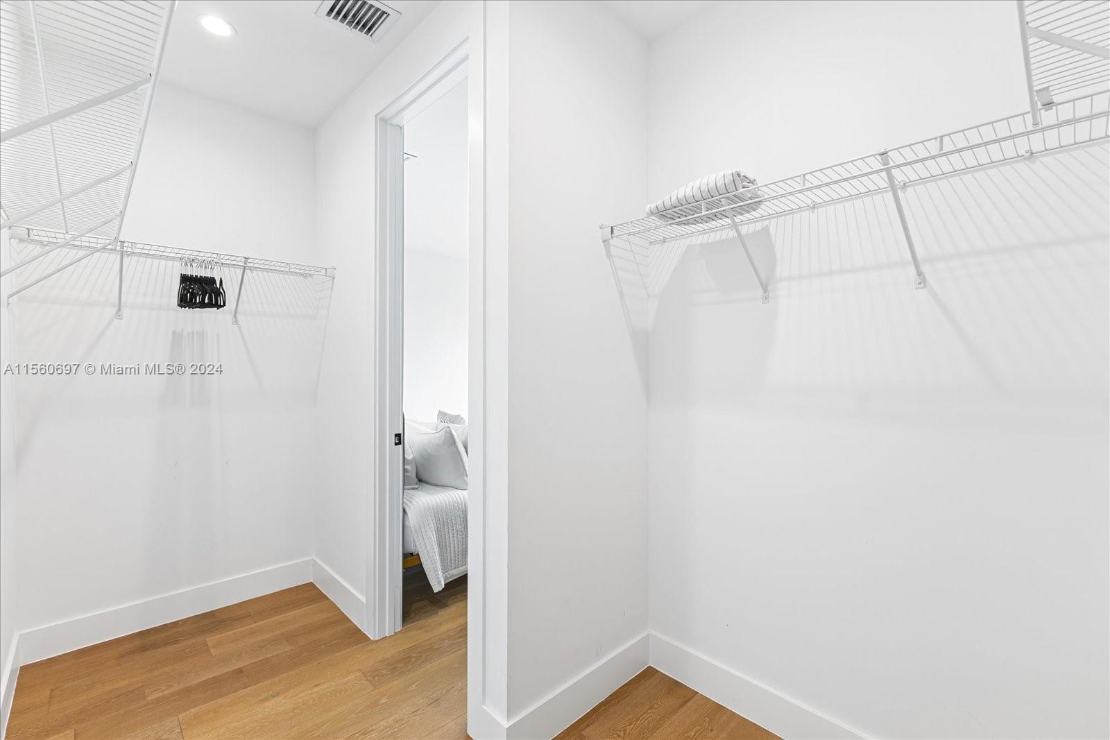 401 NW 52nd St # 401