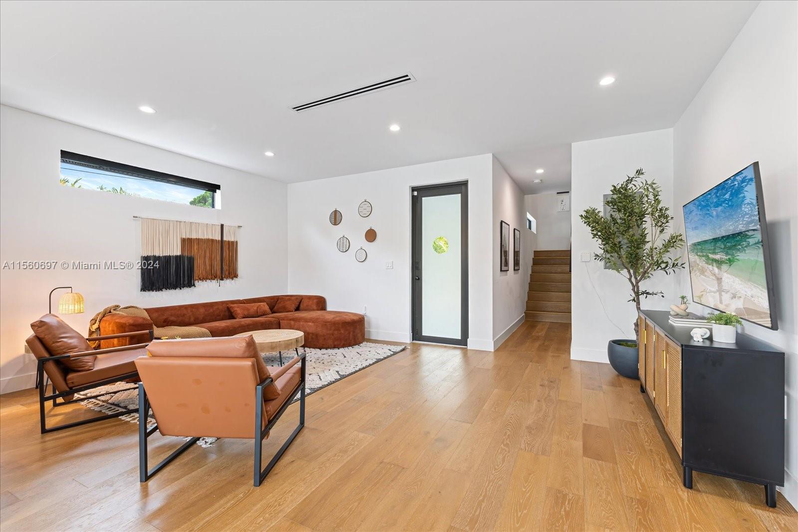 401 NW 52nd St # 401