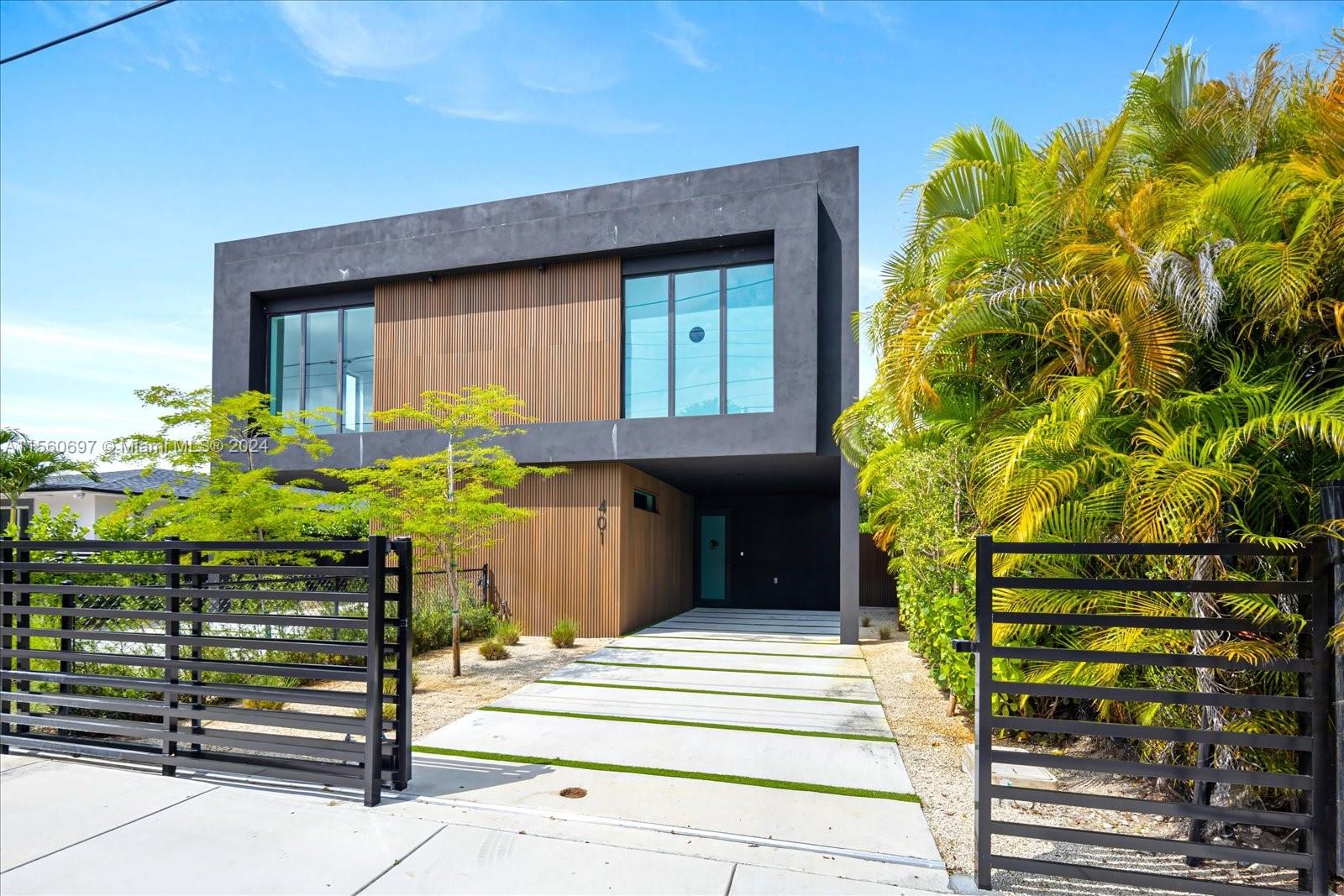 401 NW 52nd St # 401