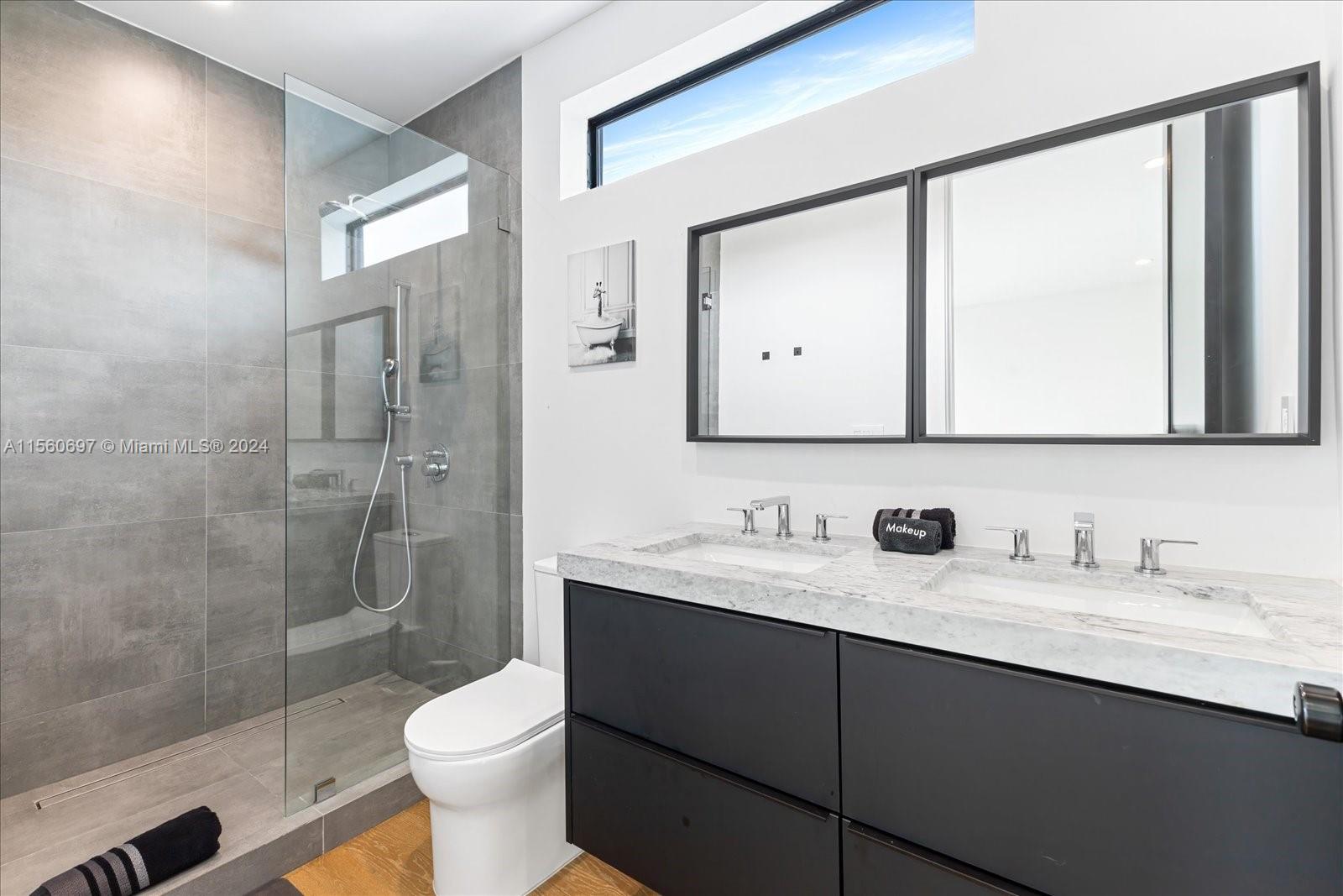 401 NW 52nd St # 401