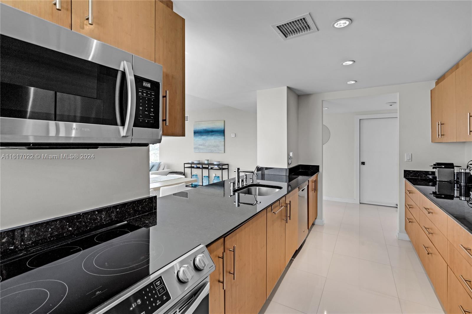10275 Collins Ave # 310