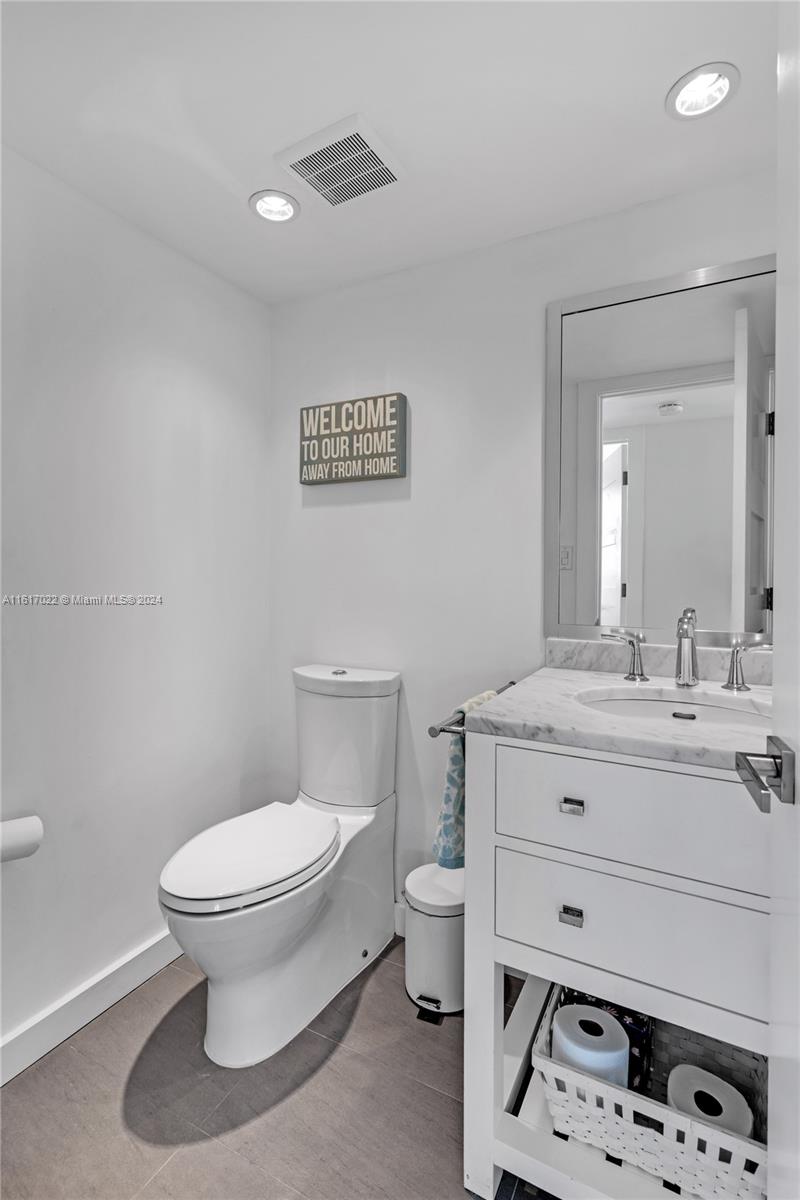 10275 Collins Ave # 310