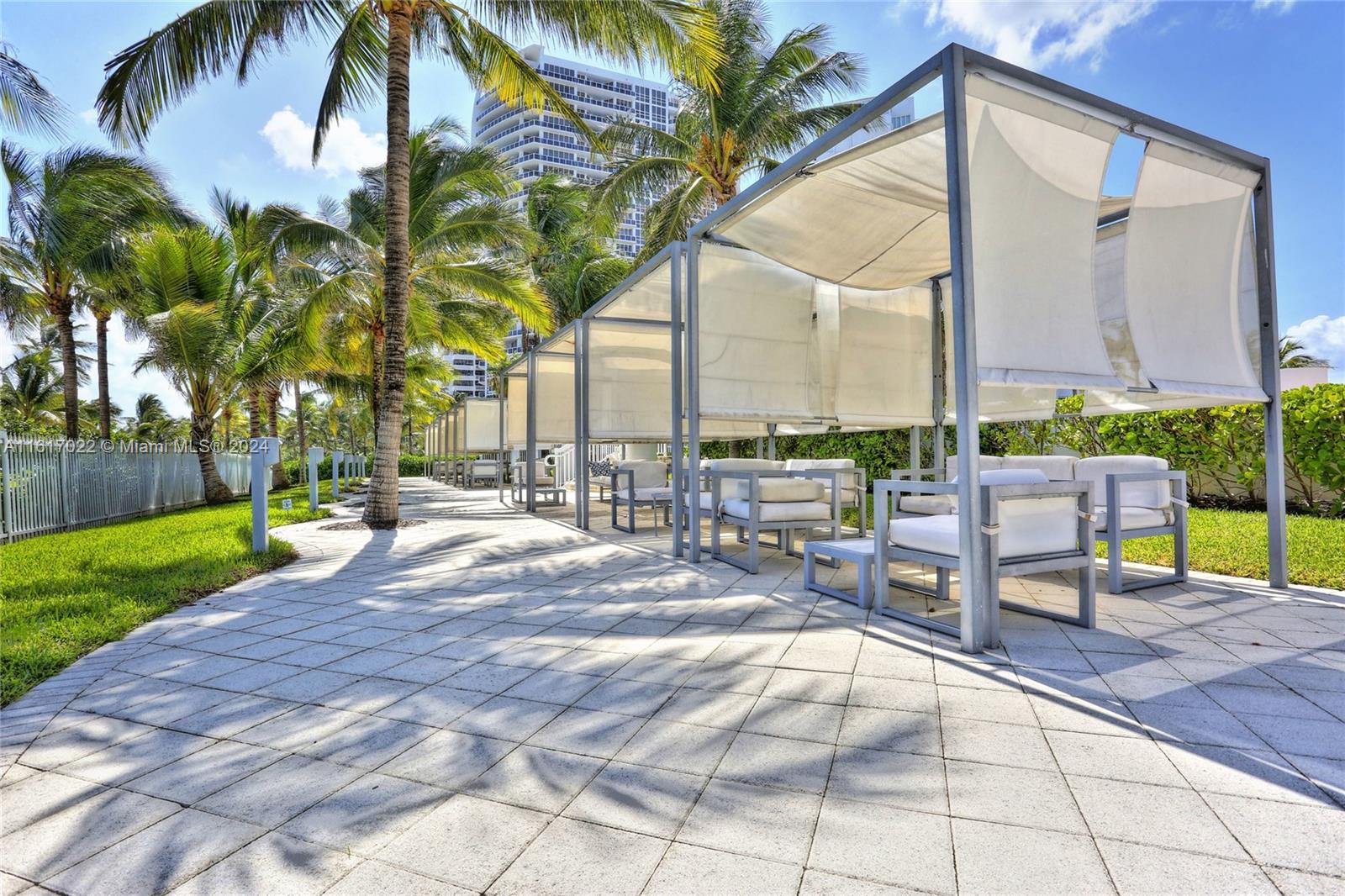 10275 Collins Ave # 310