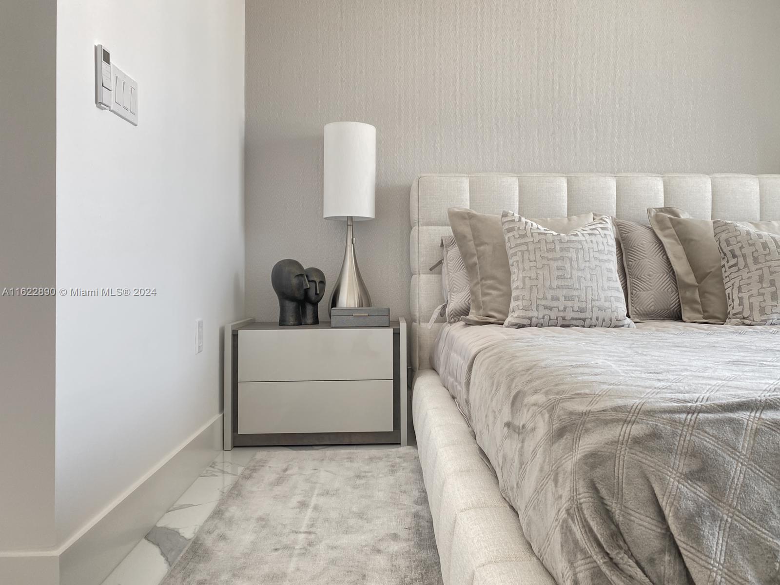330 Sunny Isles Blvd # 2101 Unit: 5-2101