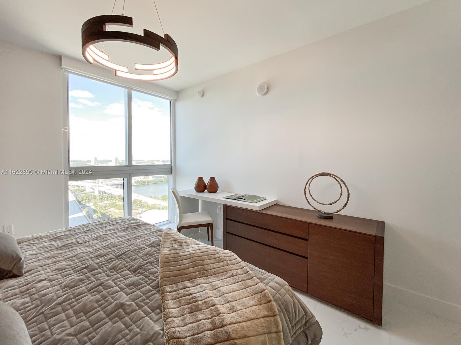 330 Sunny Isles Blvd # 2101 Unit: 5-2101